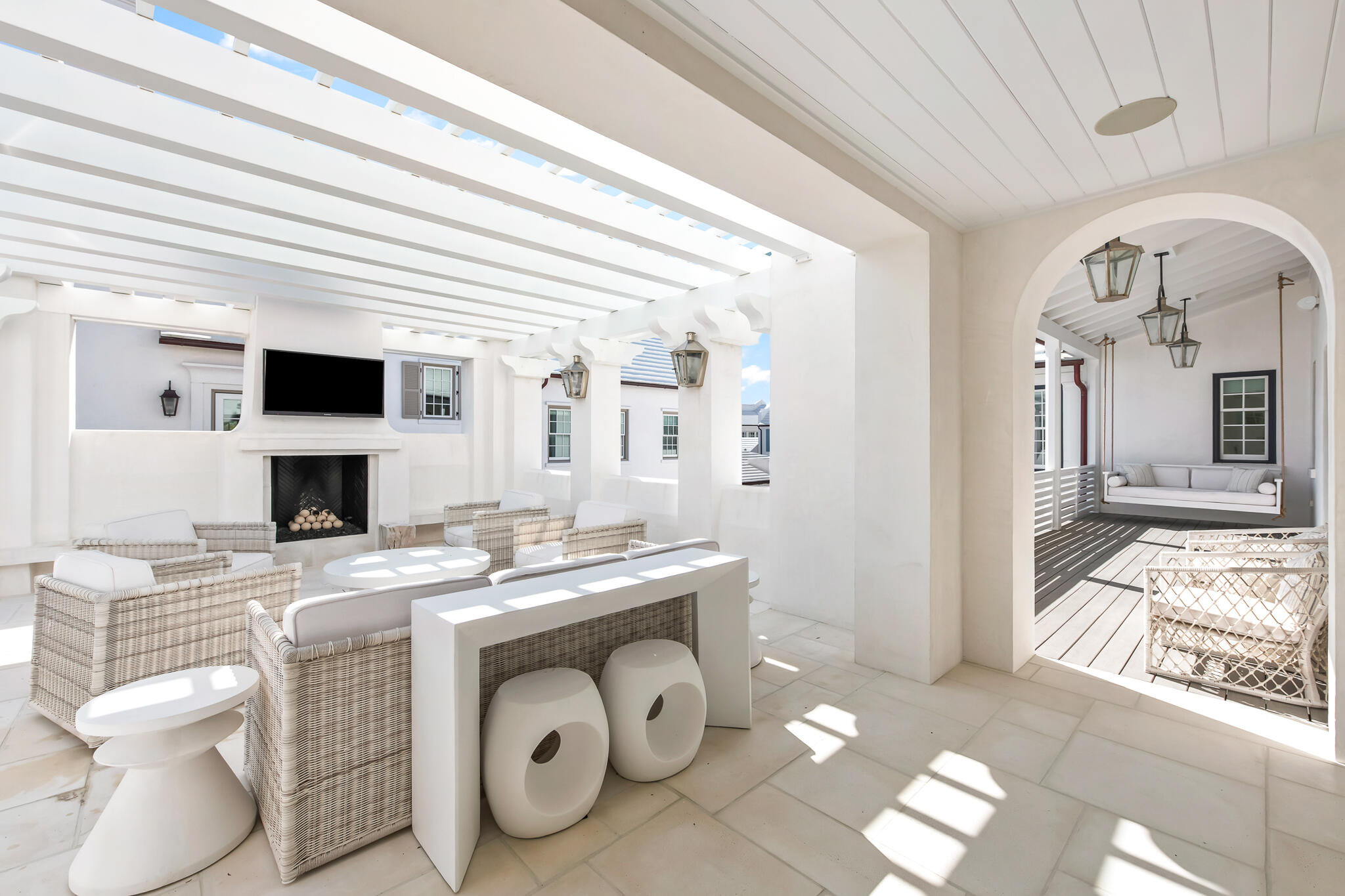 ALYS BEACH - Residential