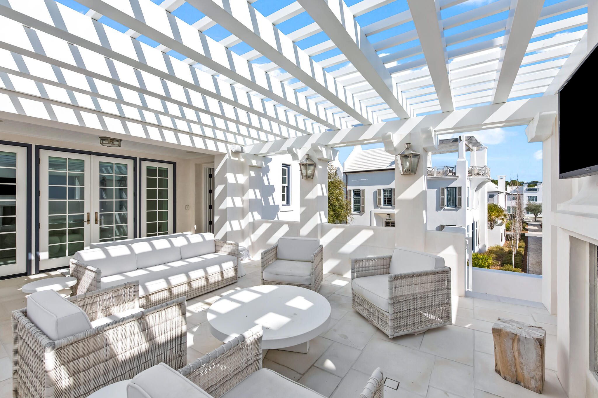 ALYS BEACH - Residential