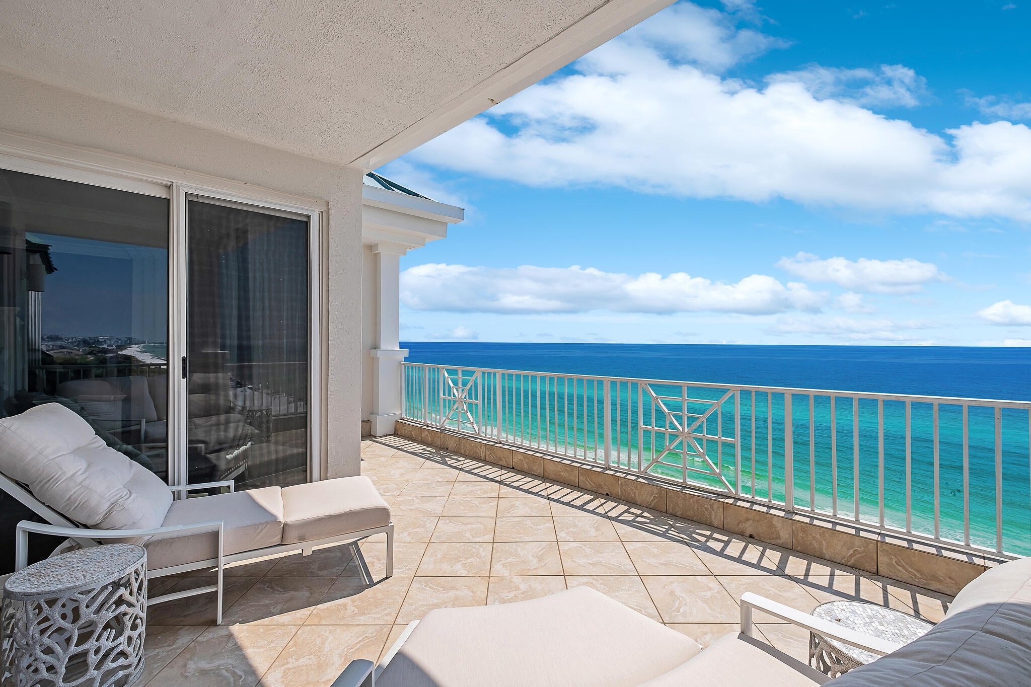 INN AT CRYSTAL BEACH (SUMMERCHASE CONDO) - Residential