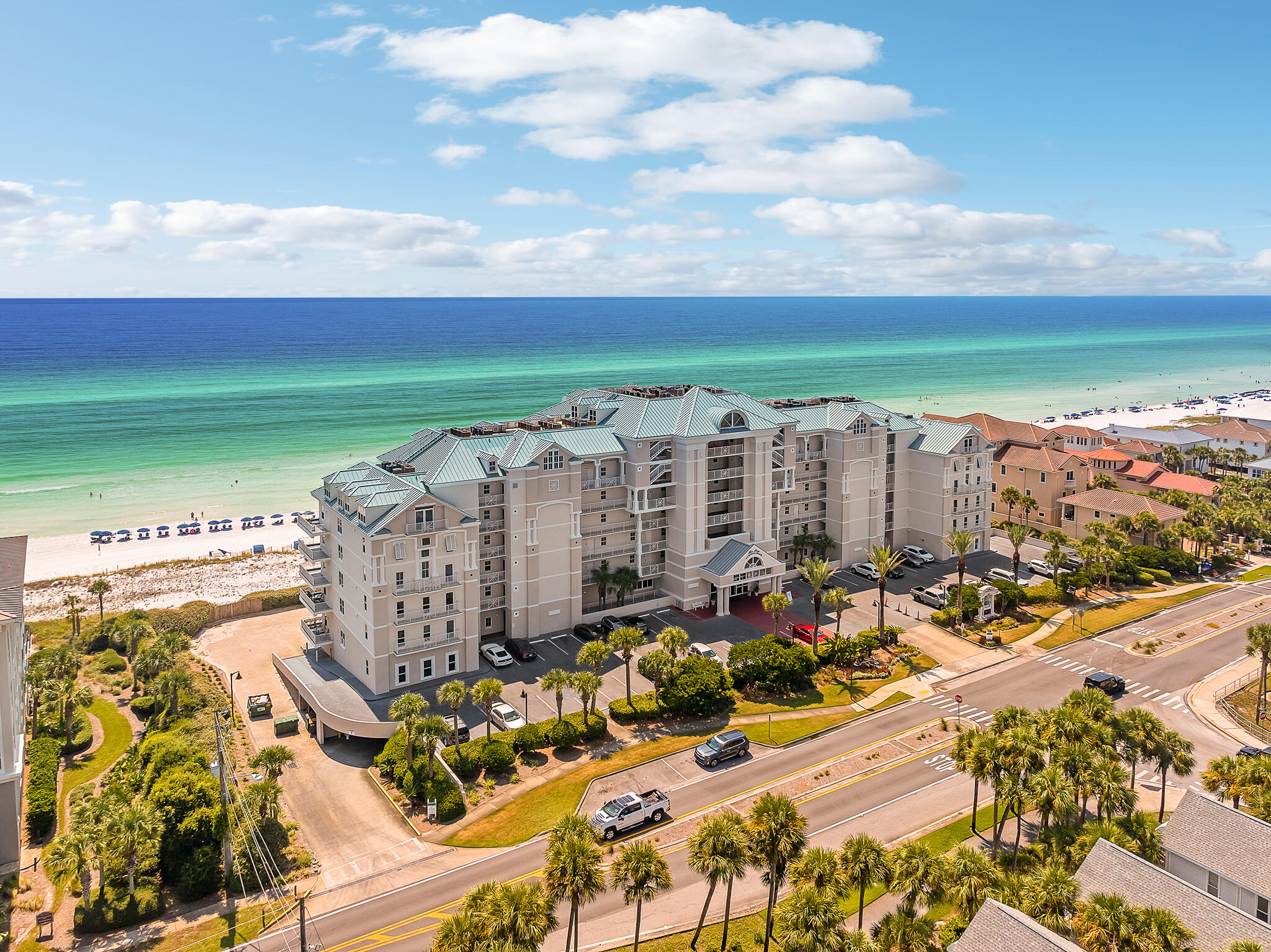 INN AT CRYSTAL BEACH (SUMMERCHASE CONDO) - Residential