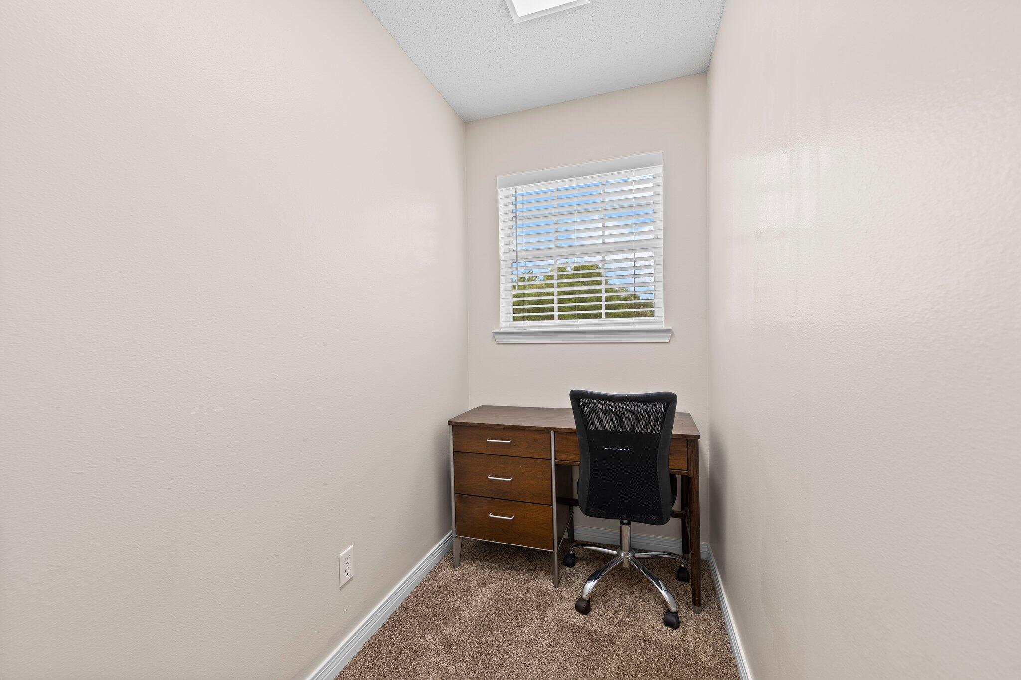 ELLIOTTS POINT 11TH ADDN - Residential