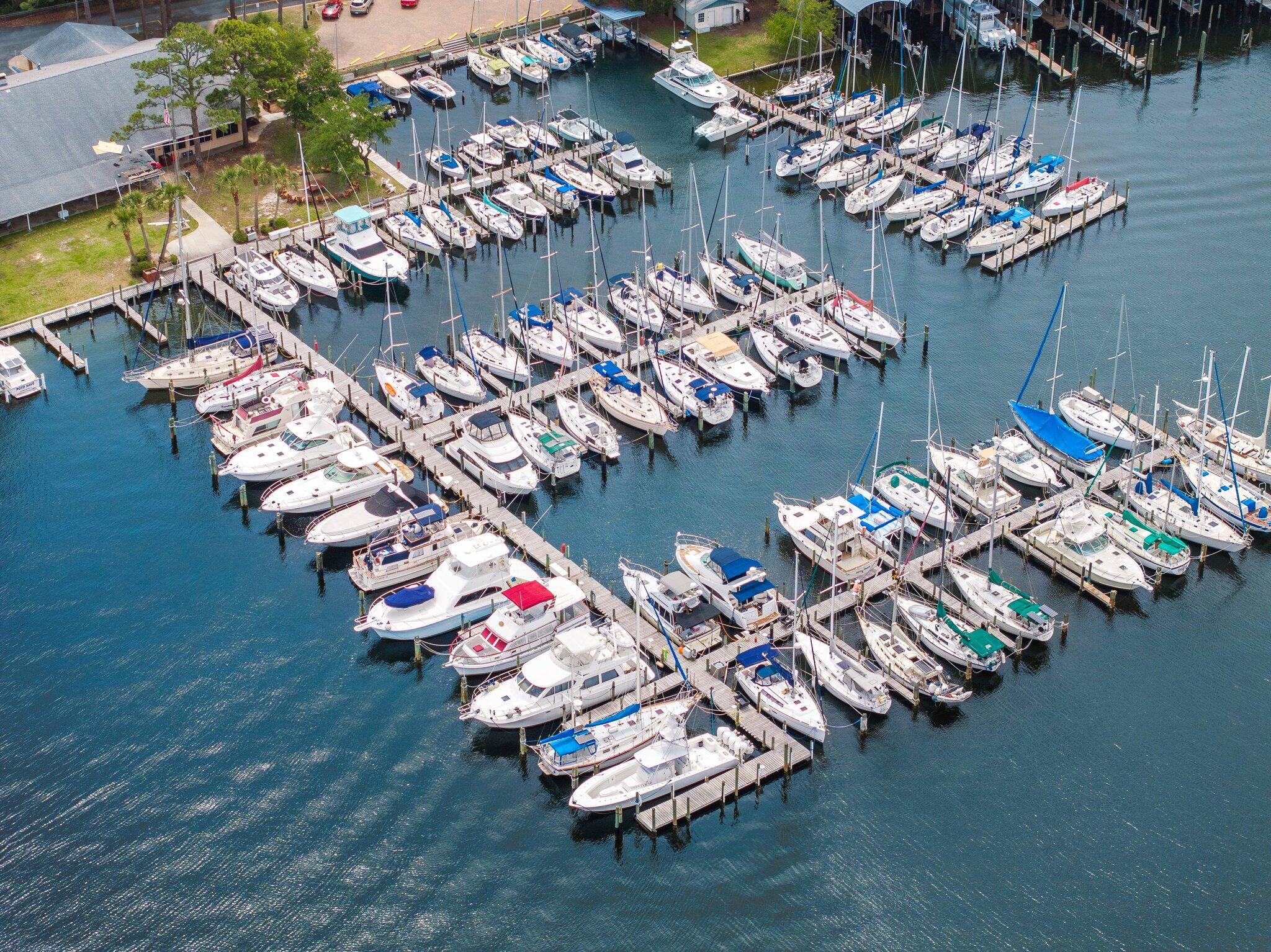ELLIOTTS POINT 11TH ADDN - Residential