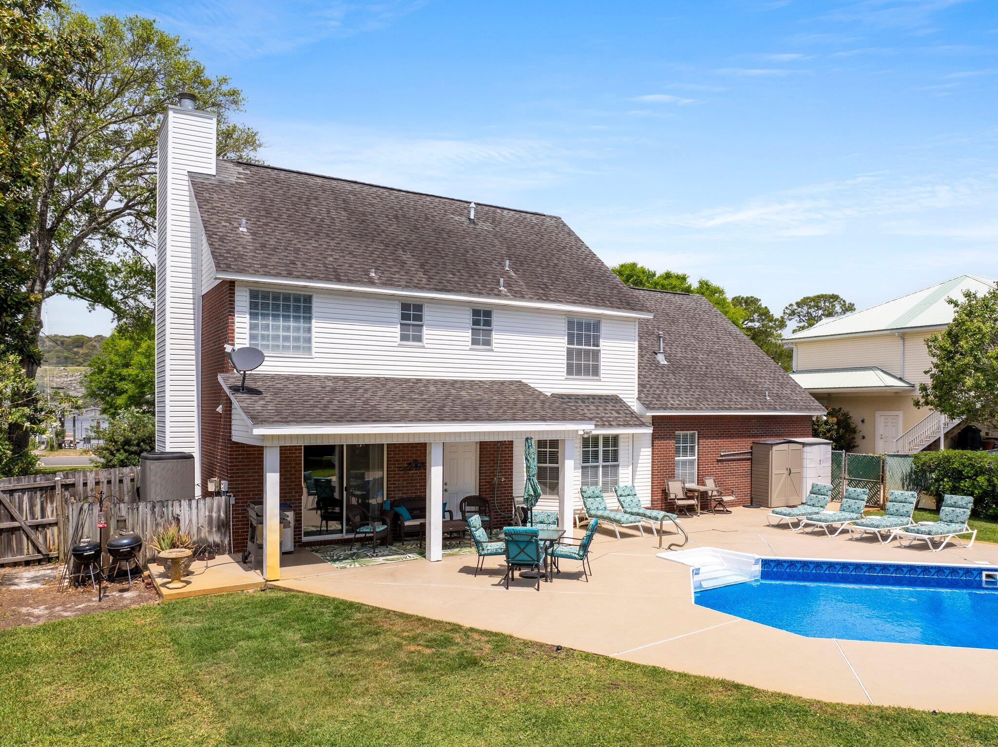 ELLIOTTS POINT 11TH ADDN - Residential