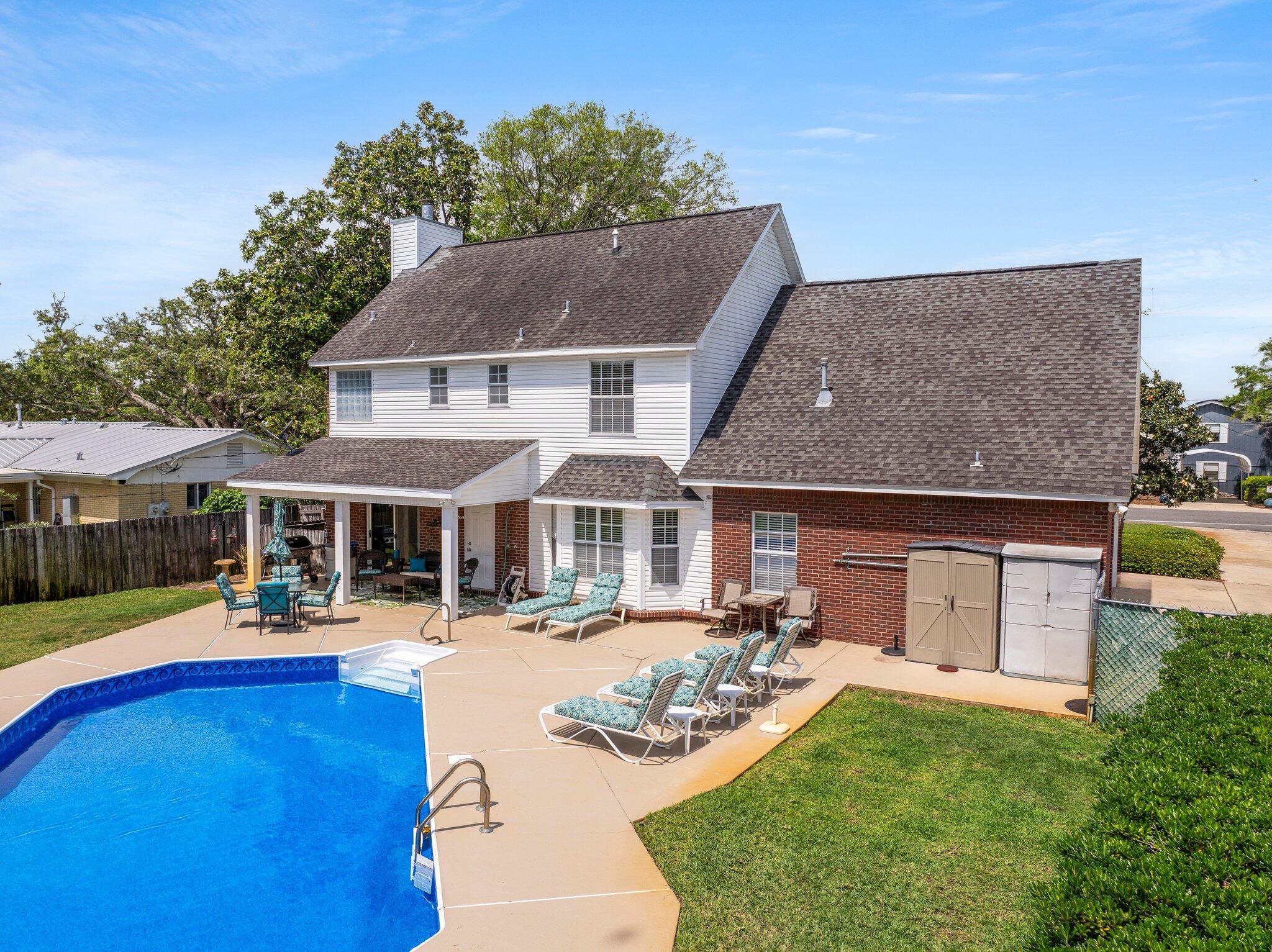 ELLIOTTS POINT 11TH ADDN - Residential