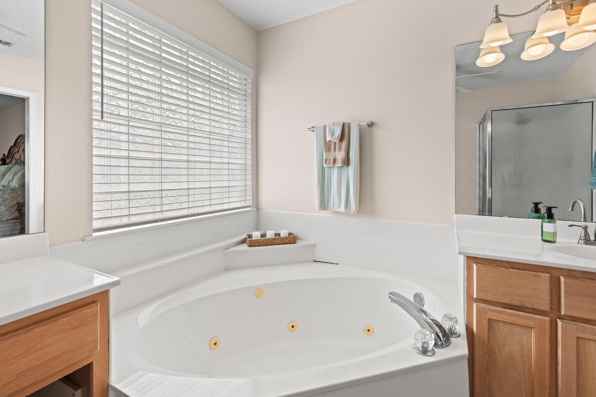 ELLIOTTS POINT 11TH ADDN - Residential