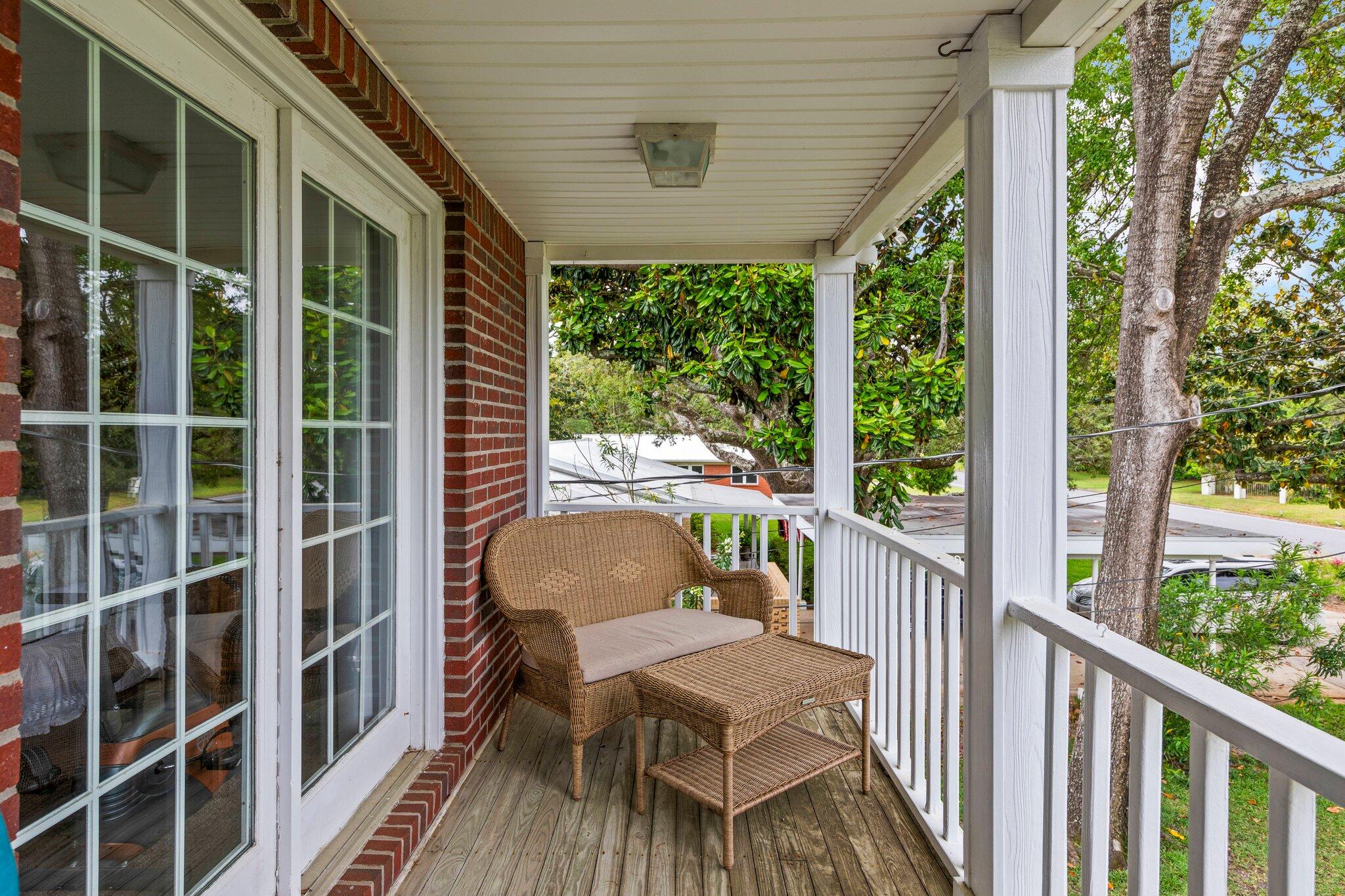 ELLIOTTS POINT 11TH ADDN - Residential
