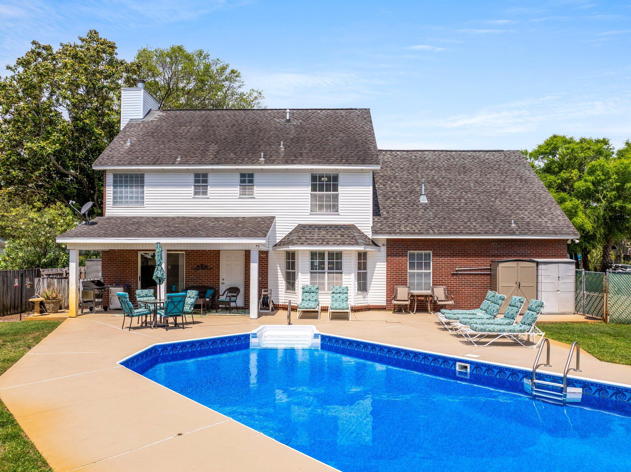 ELLIOTTS POINT 11TH ADDN - Residential