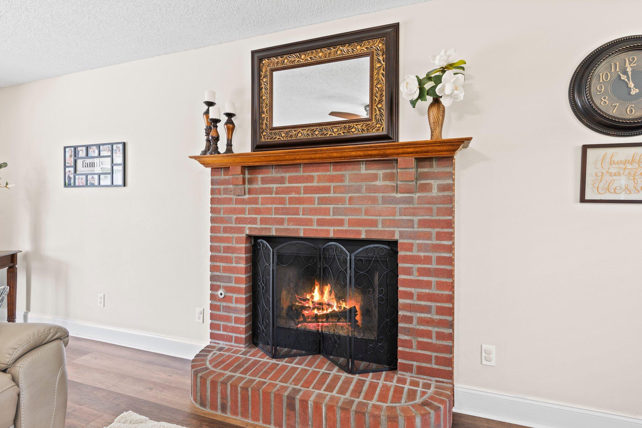 ELLIOTTS POINT 11TH ADDN - Residential