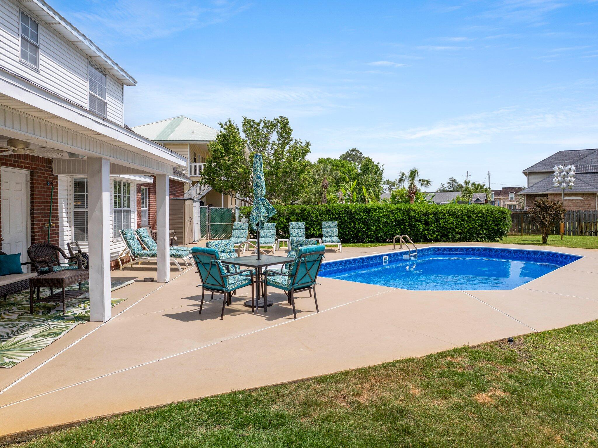 ELLIOTTS POINT 11TH ADDN - Residential
