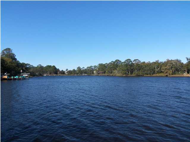 HEWETT BAYOU - Residential