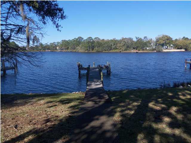 HEWETT BAYOU - Residential