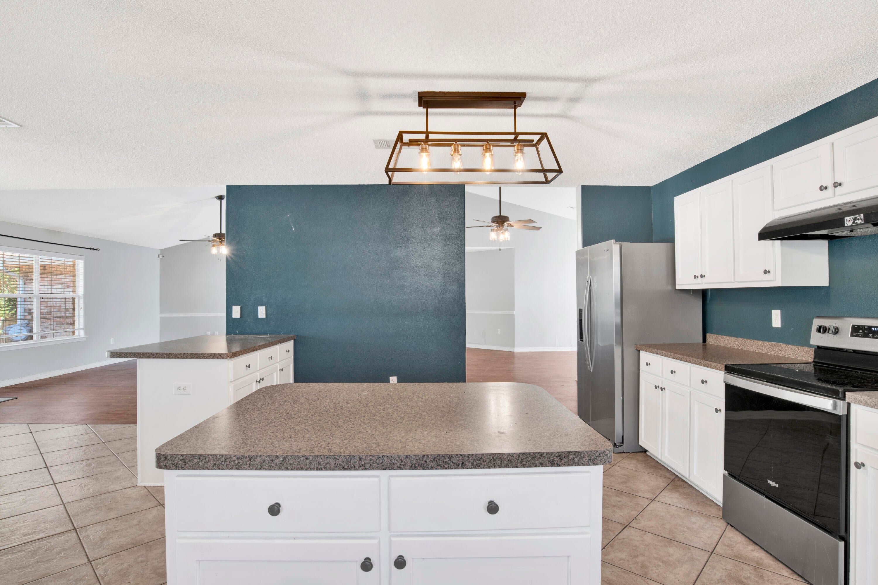 HOLLEY BY THE SEA - Residential
