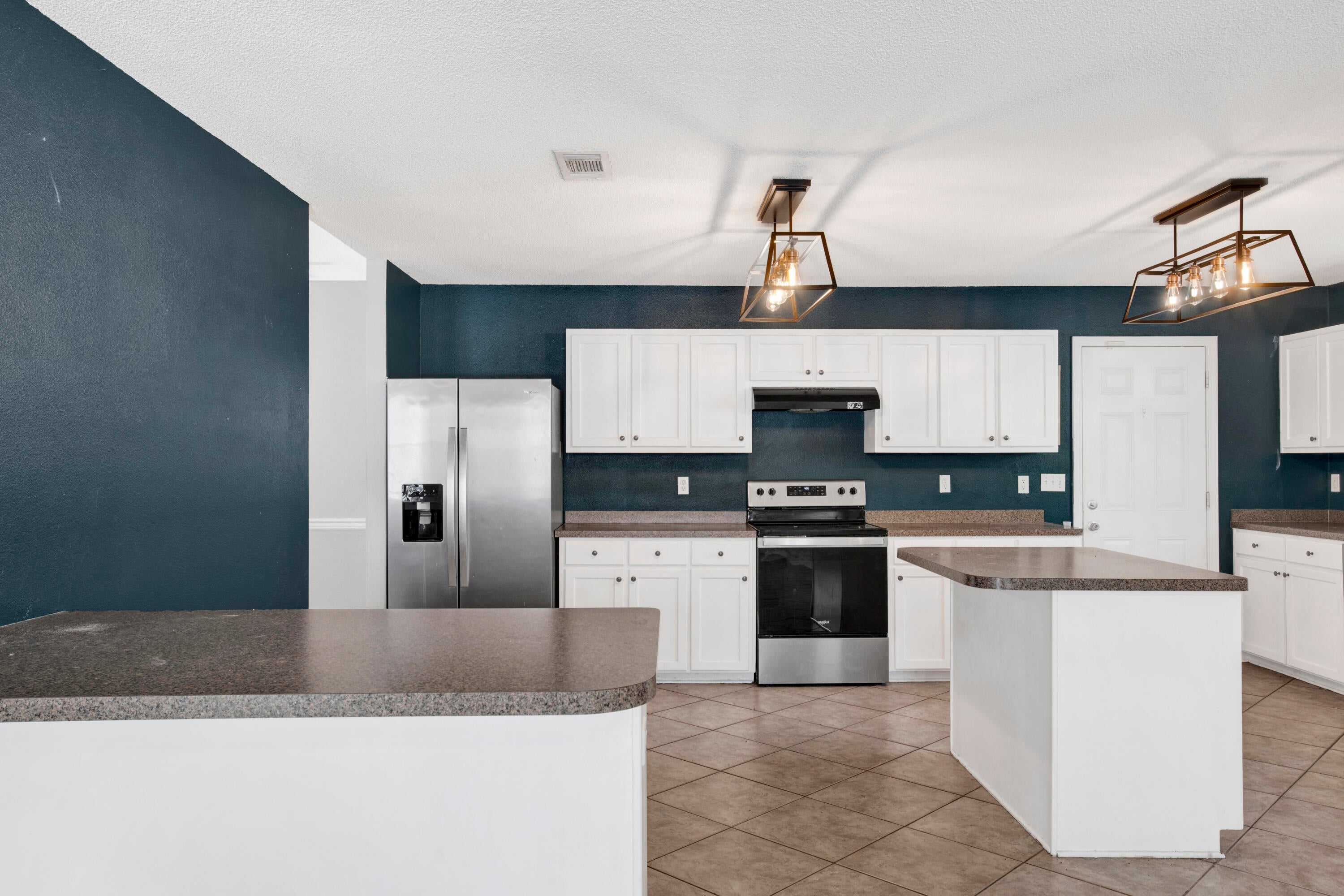HOLLEY BY THE SEA - Residential