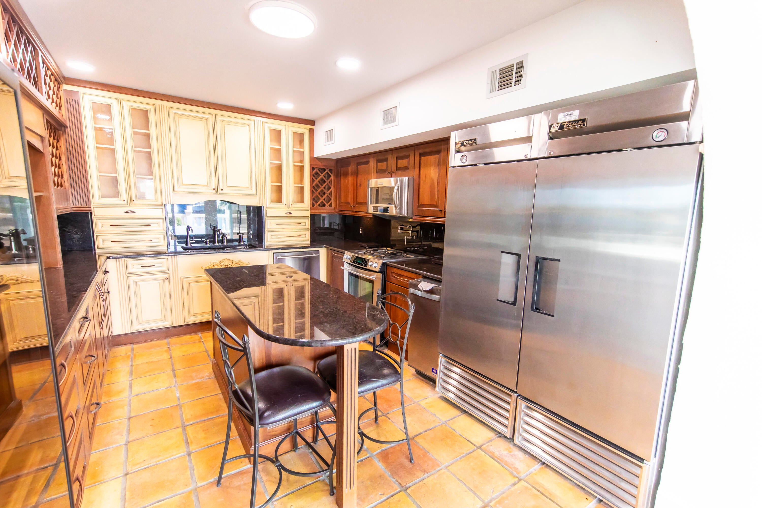 BAY POINT UNIT 1 - Residential