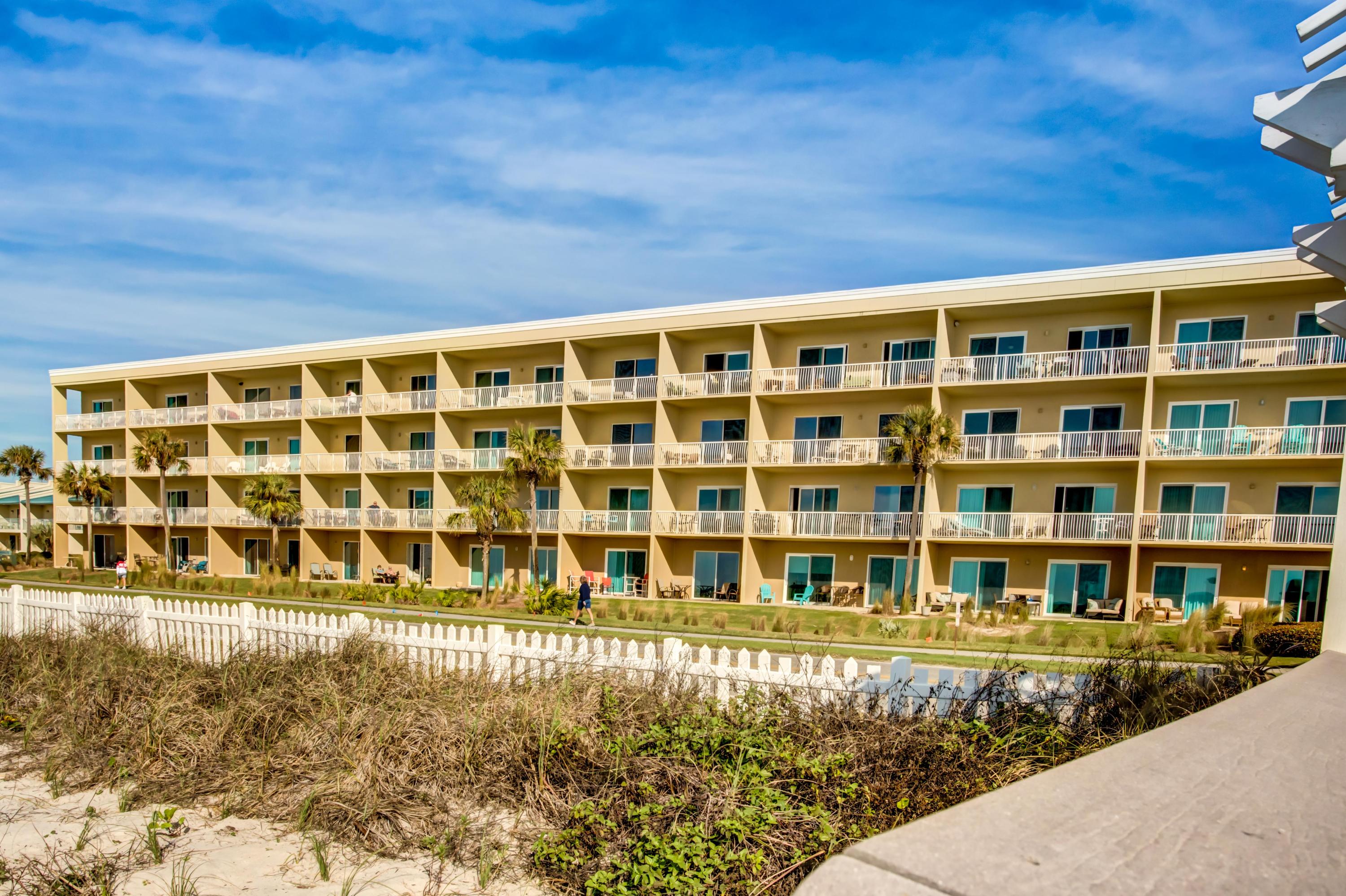 BEACH RETREAT - Residential