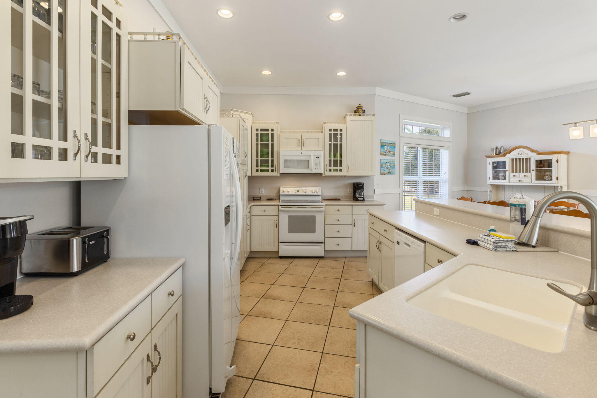 AVALON BEACH ESTATES - Residential