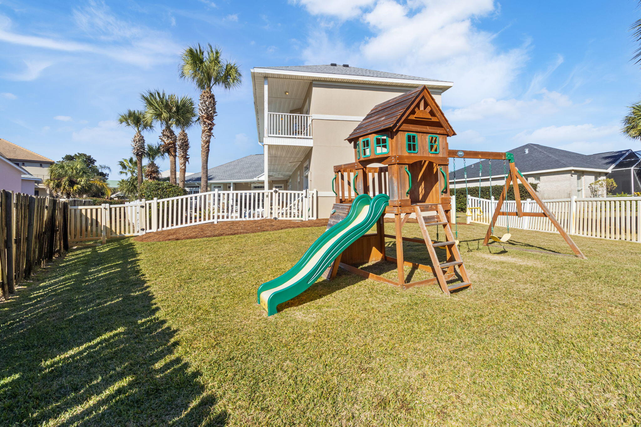 AVALON BEACH ESTATES - Residential