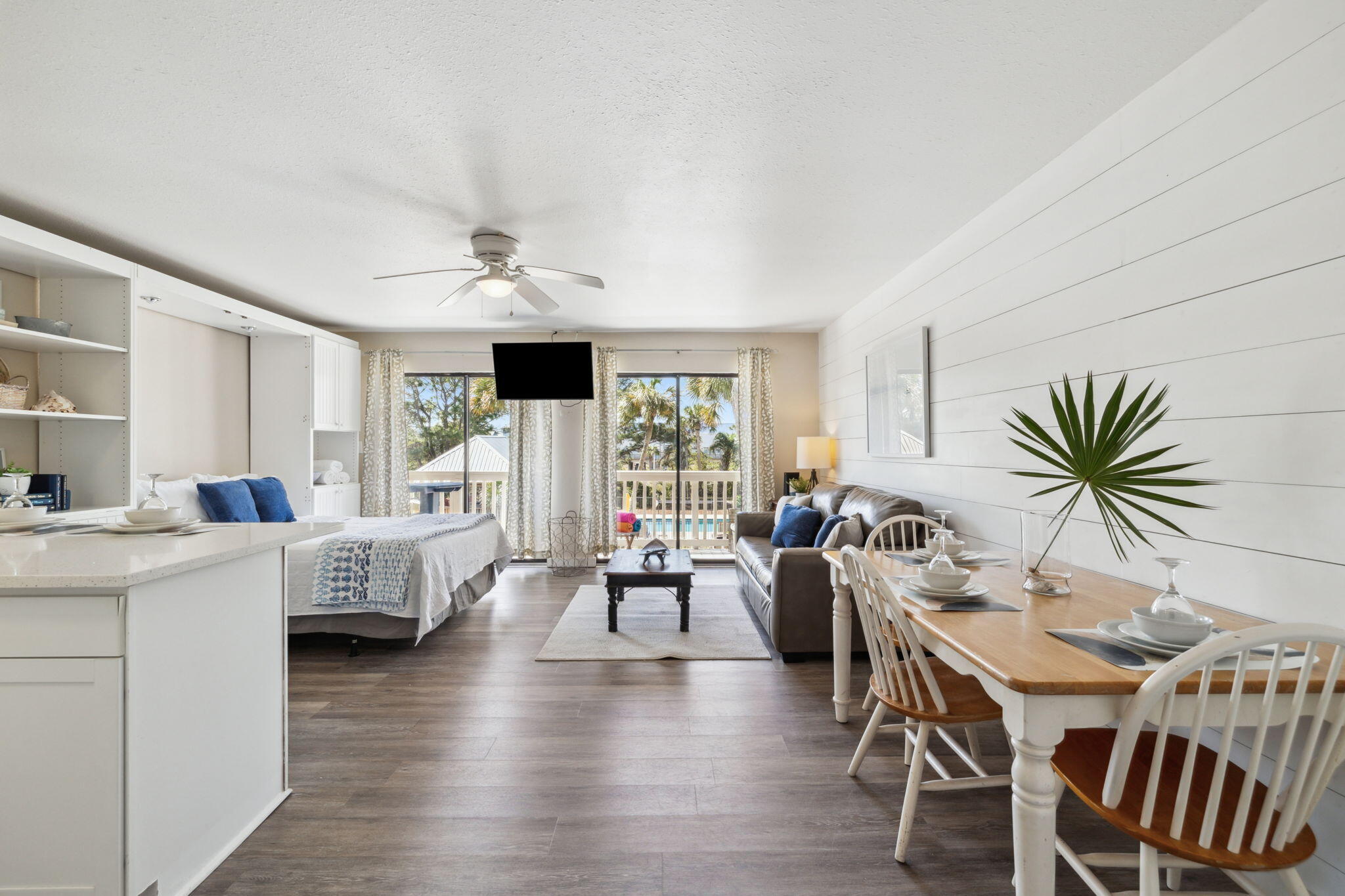 BEACHFRONT 2 PH 1 - Residential