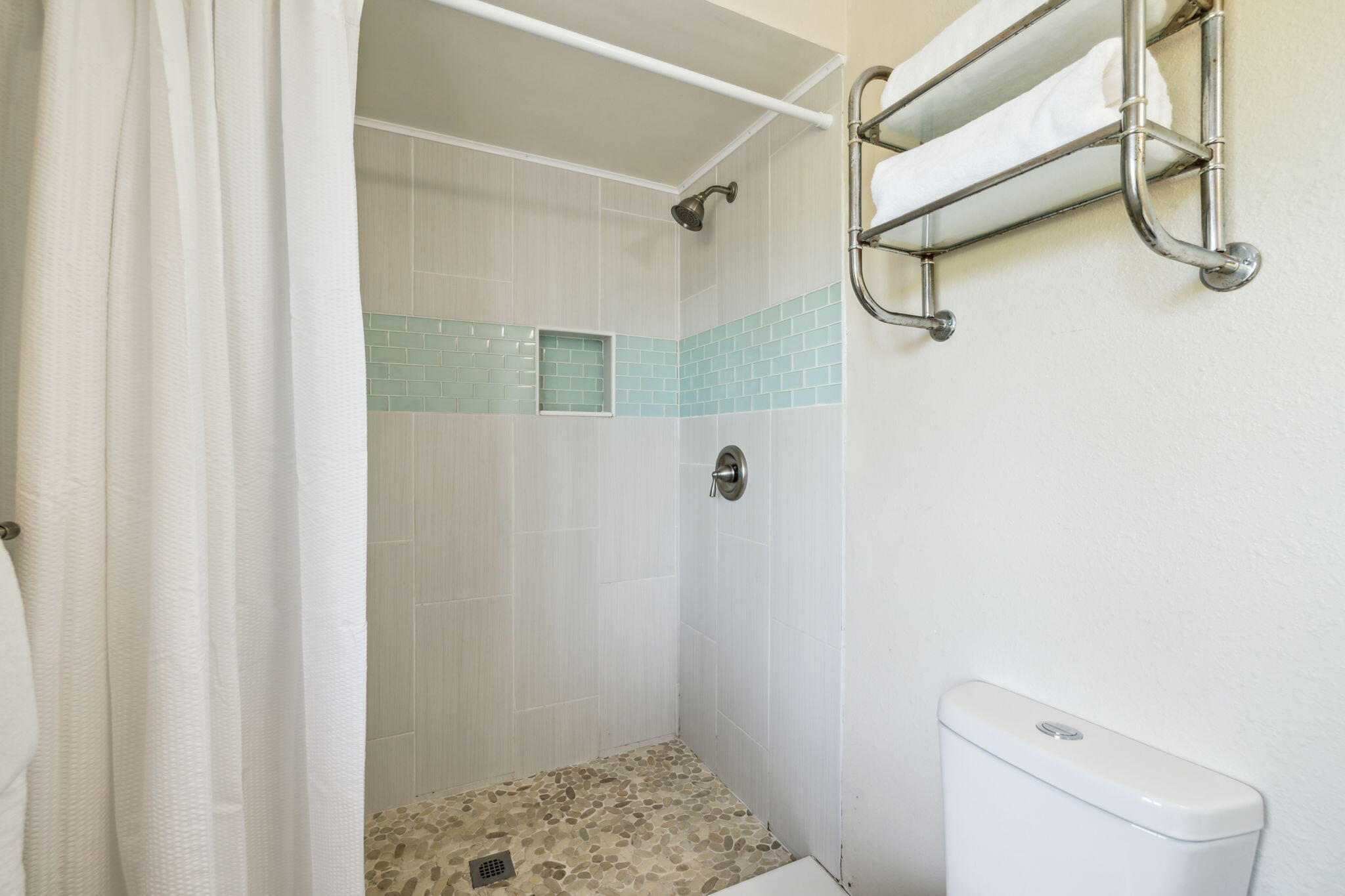 BEACHFRONT 2 PH 1 - Residential