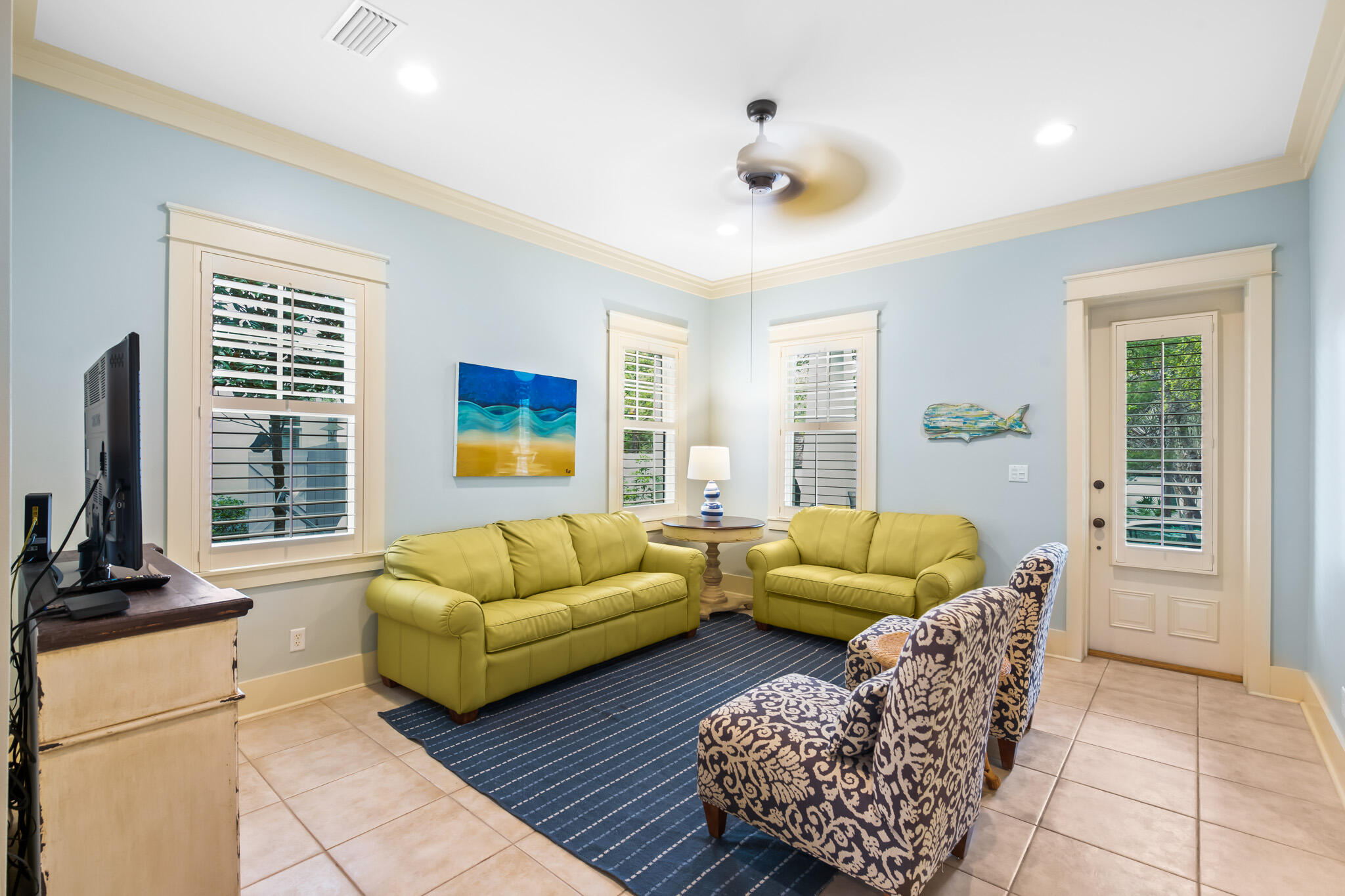 PINECREST - Residential