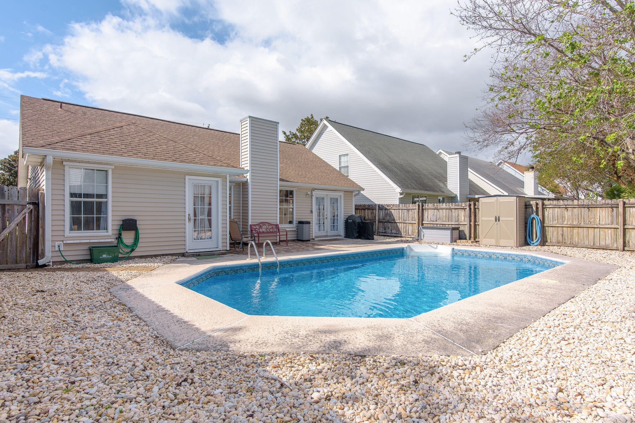 SANDY RIDGE ESTATES - Residential