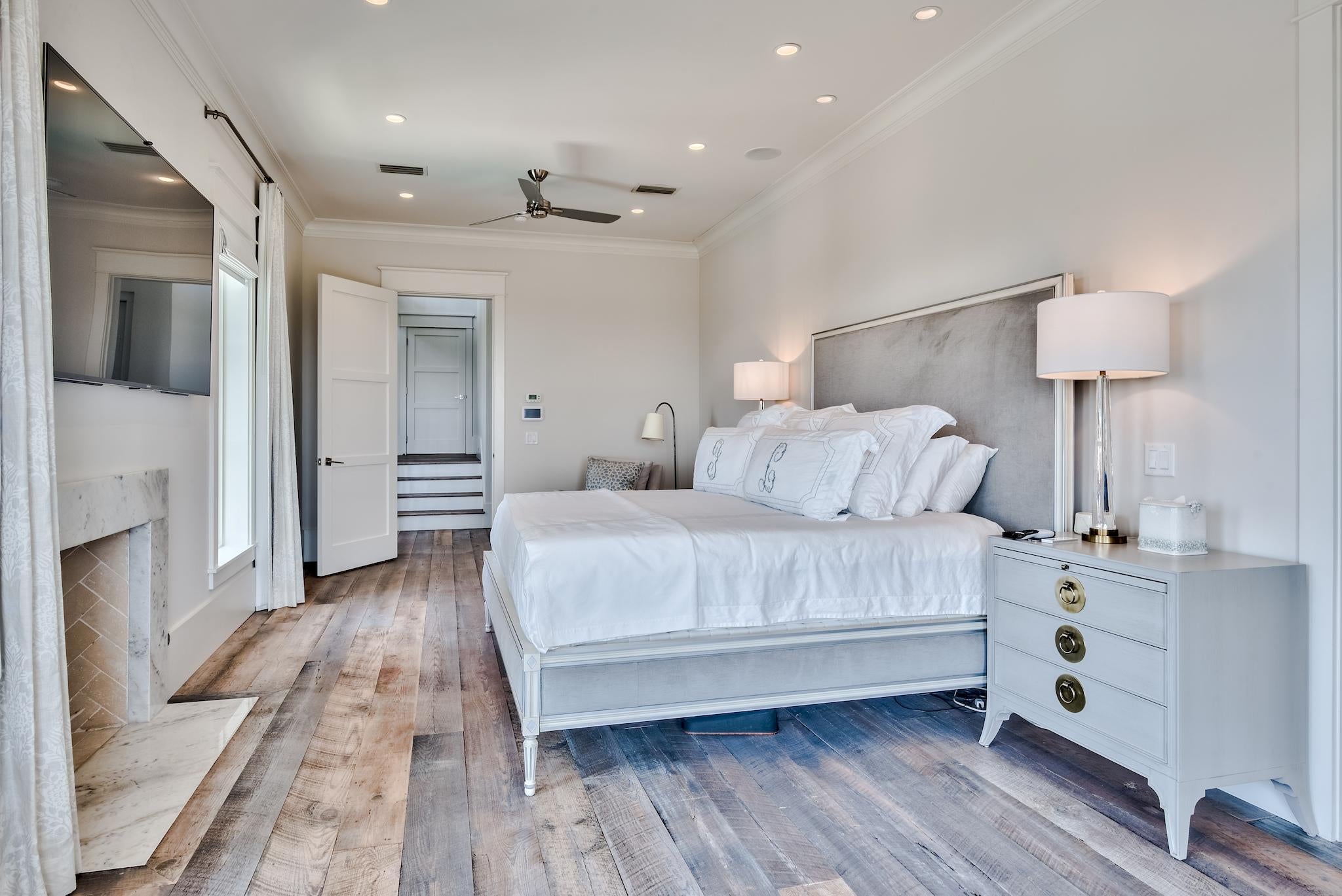 FOUR MILE VILLAGE - Residential