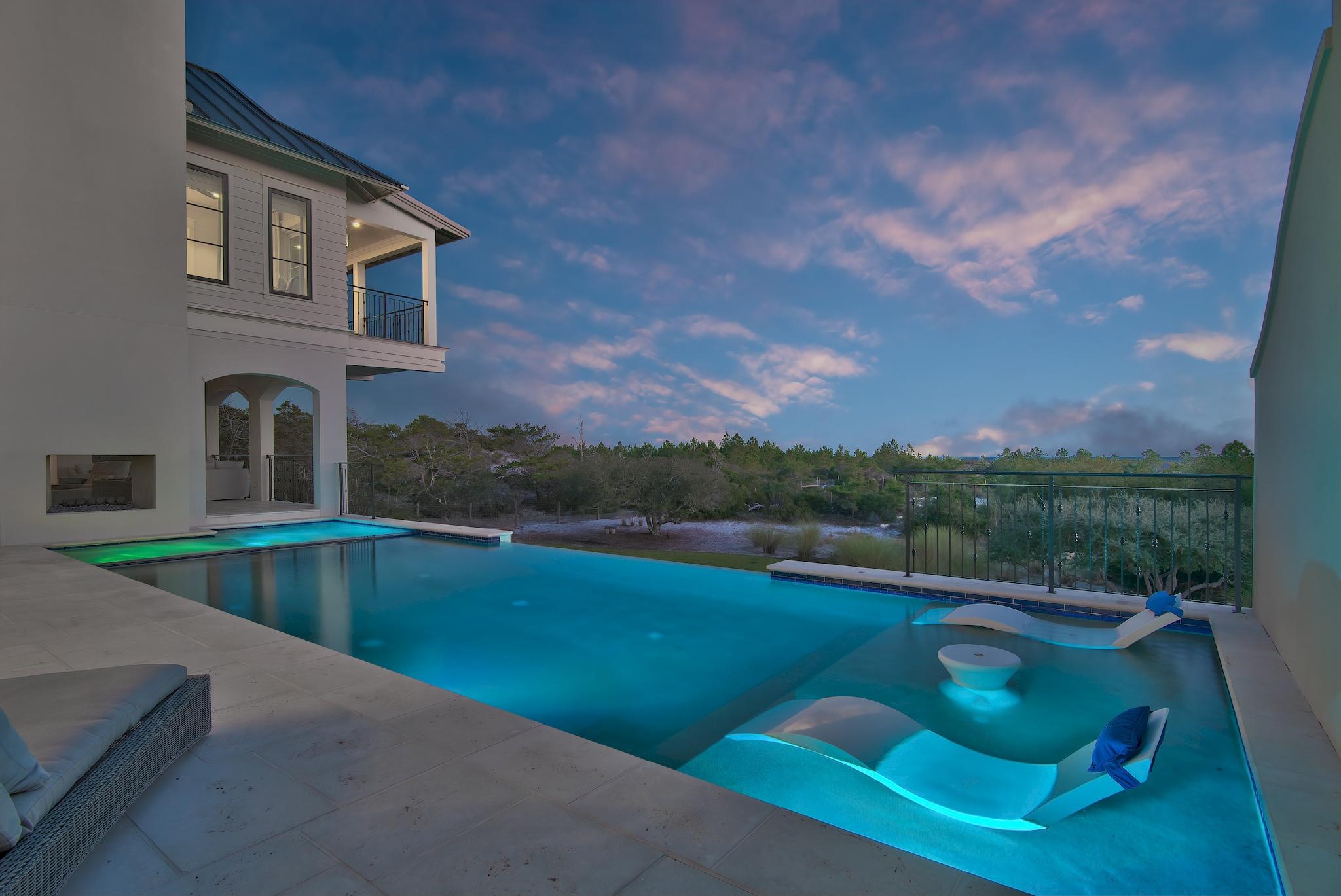 FOUR MILE VILLAGE - Residential