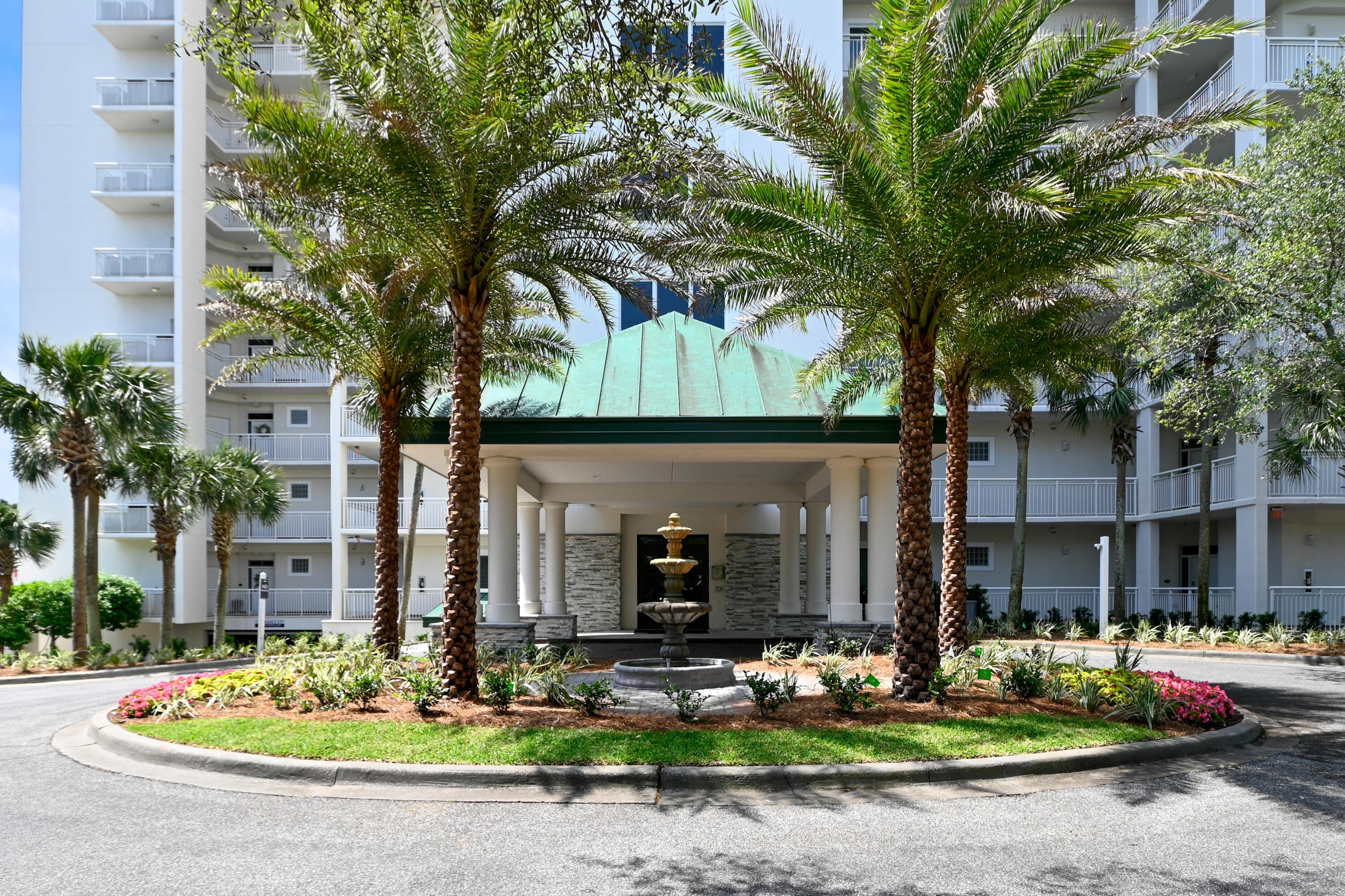 GRAND HARBOR - Residential
