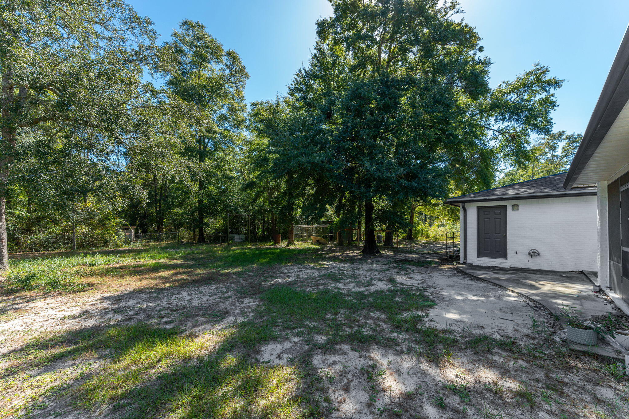 EDGEWOOD - Residential Lease