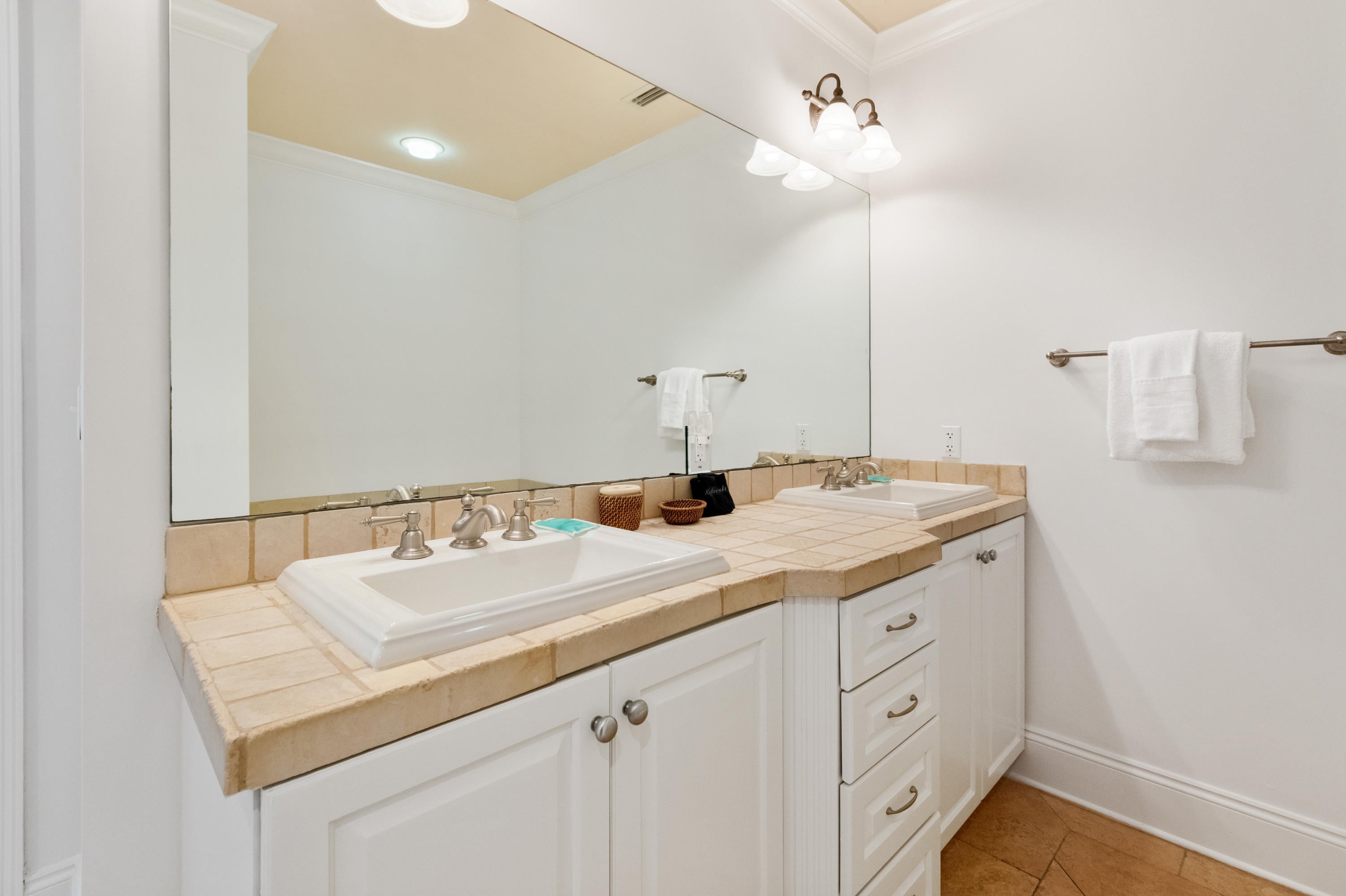 ADAGIO - Residential