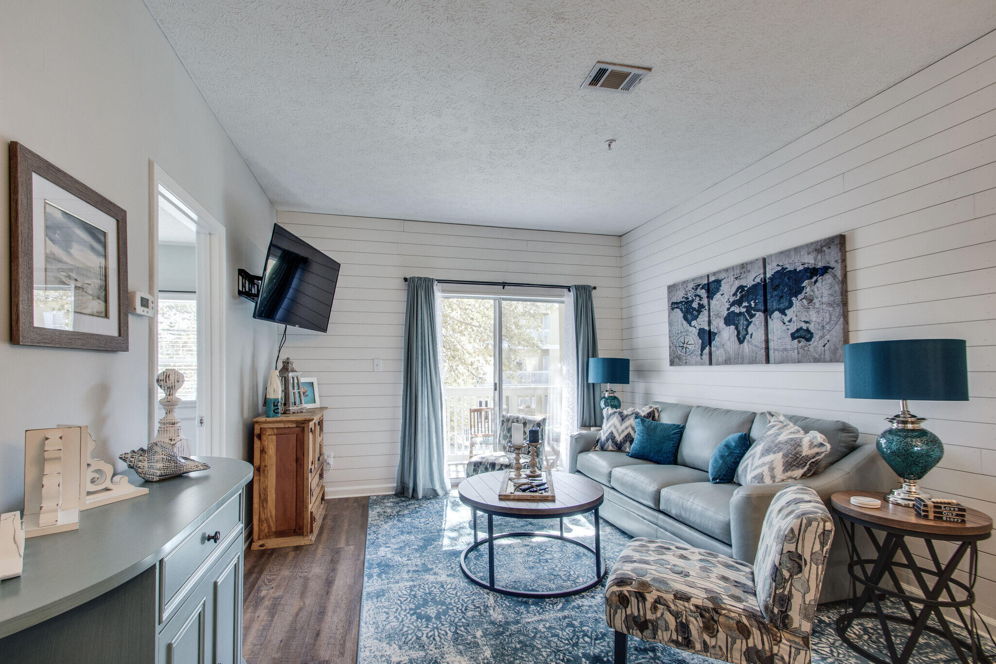 HERONS WATCH CONDO PH 2 - Residential
