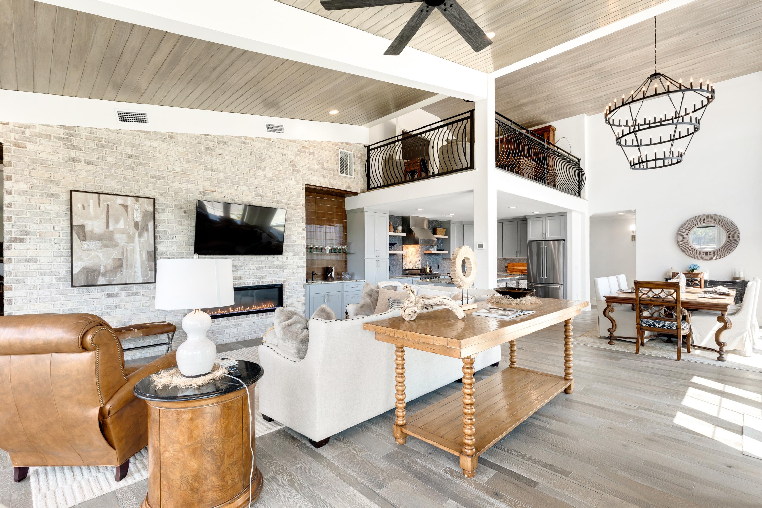 STABLES AT SANDY PINE - Residential