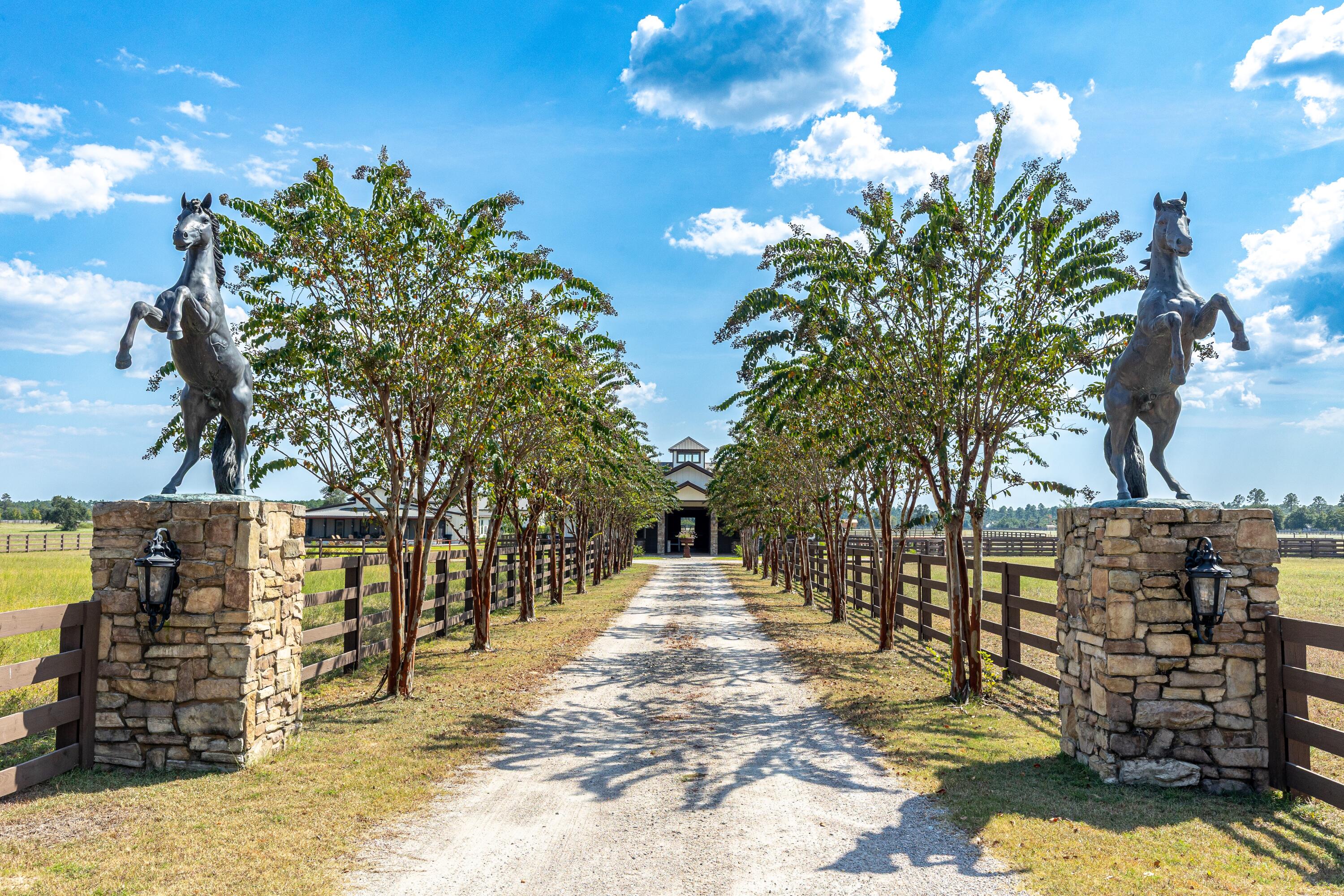 STABLES AT SANDY PINE - Residential