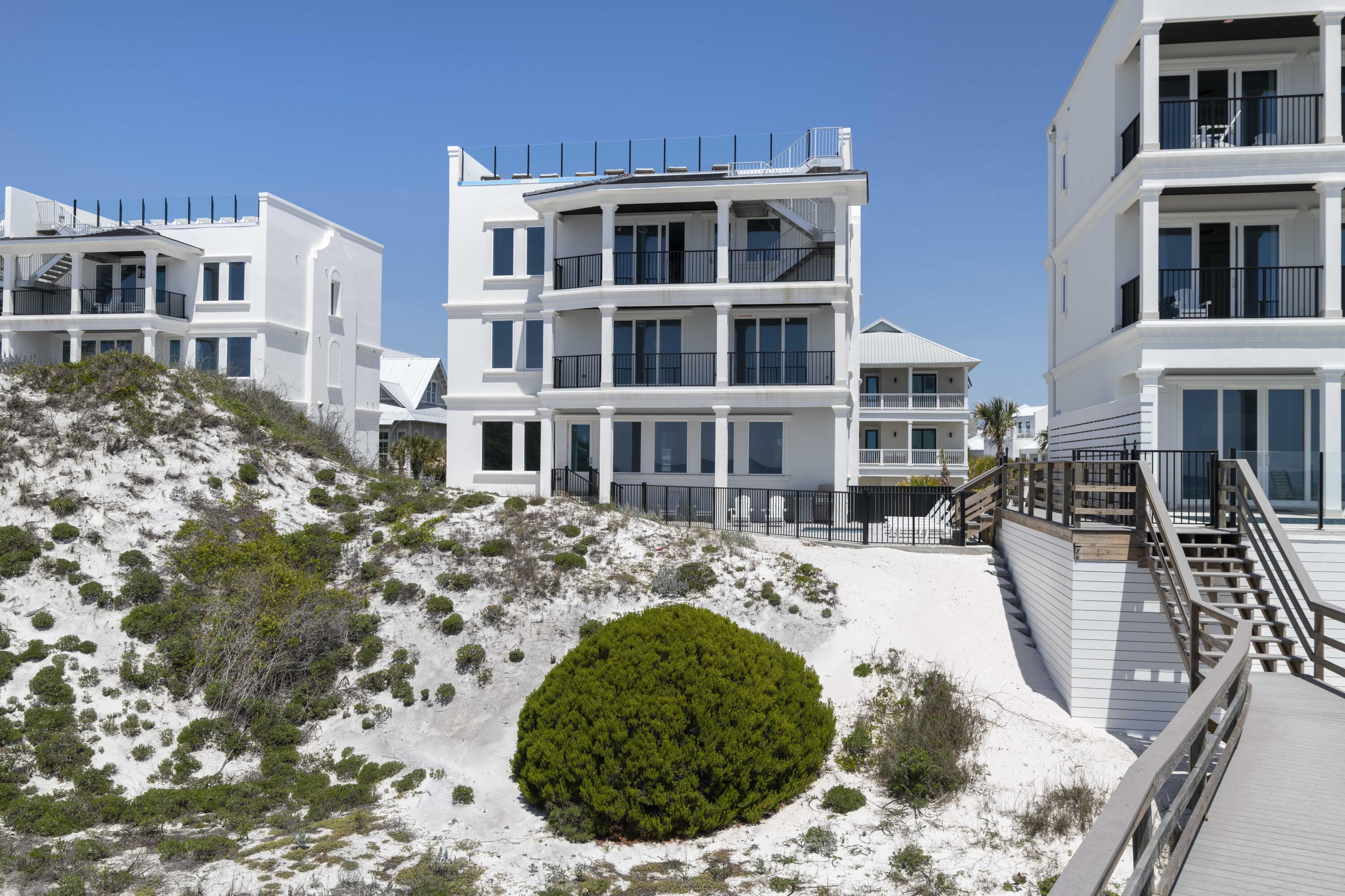 BEACHSIDE ESTATES - Residential