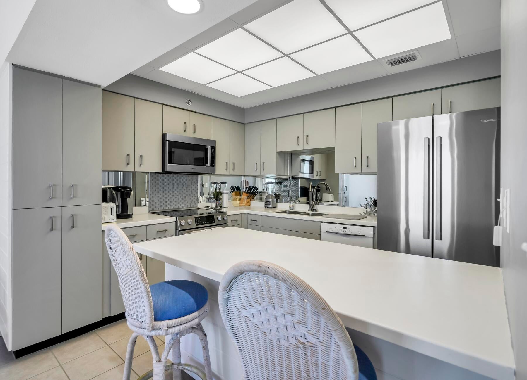 HIGH POINTE RESORT CONDOS - Residential