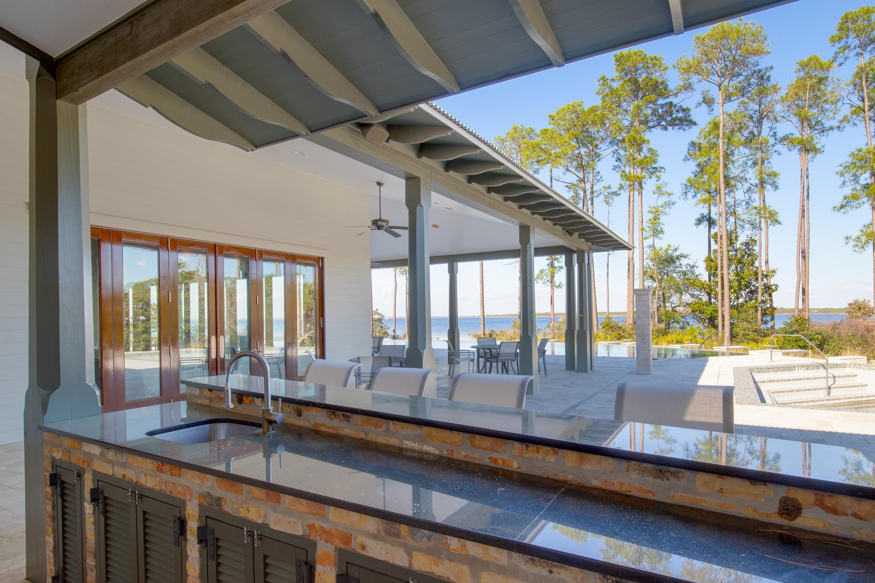 CHURCHILL OAKS - Residential