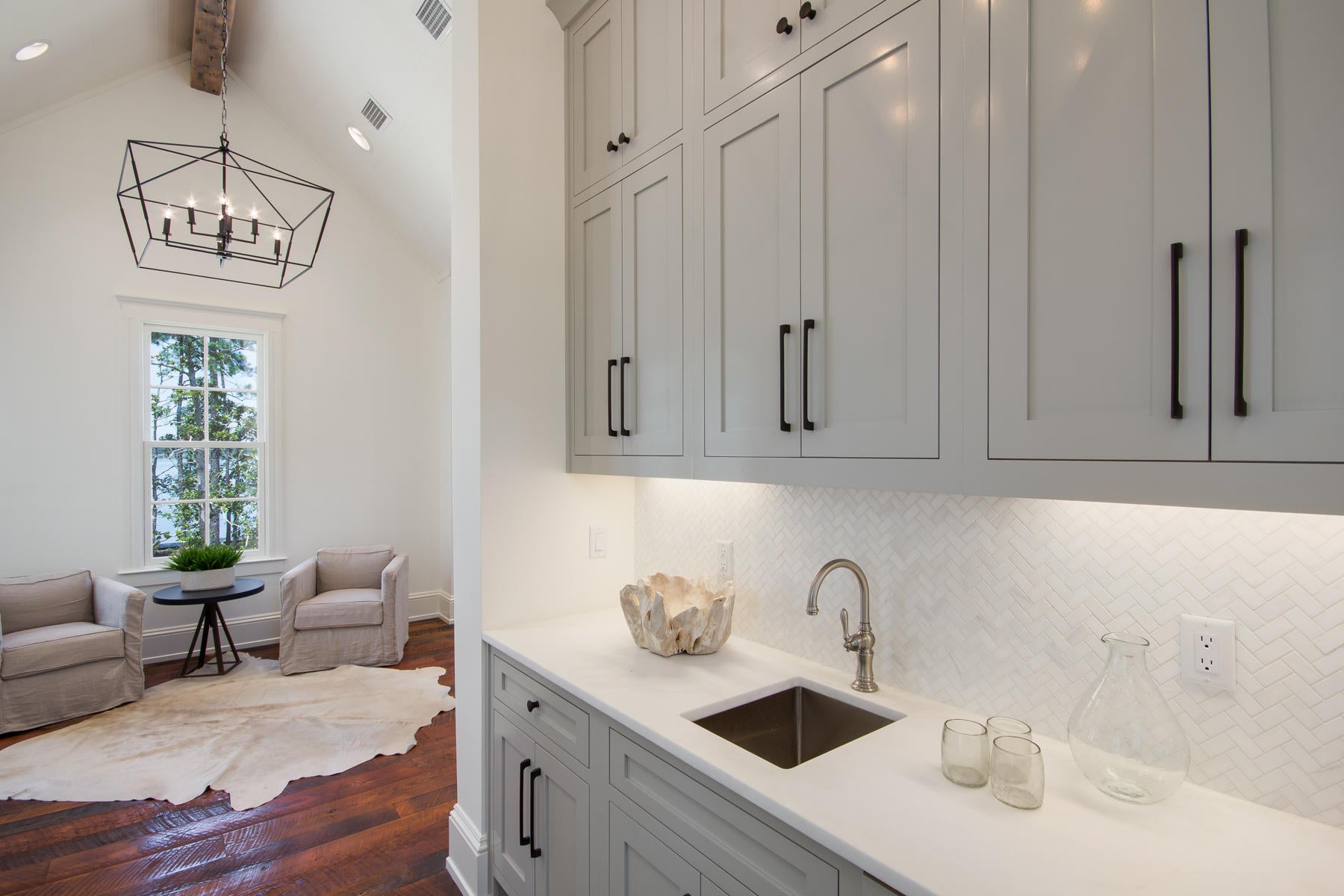 CHURCHILL OAKS - Residential