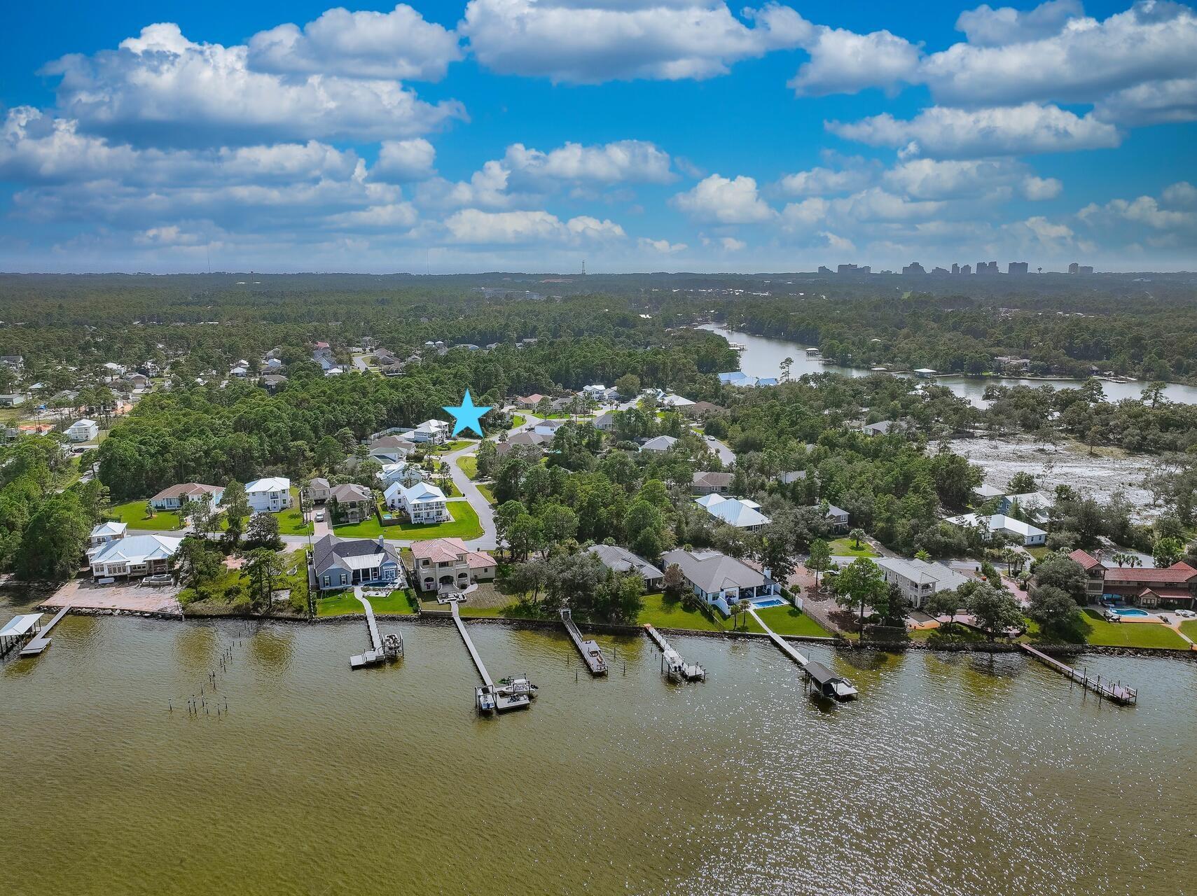 PELICAN BAY S/D - Land
