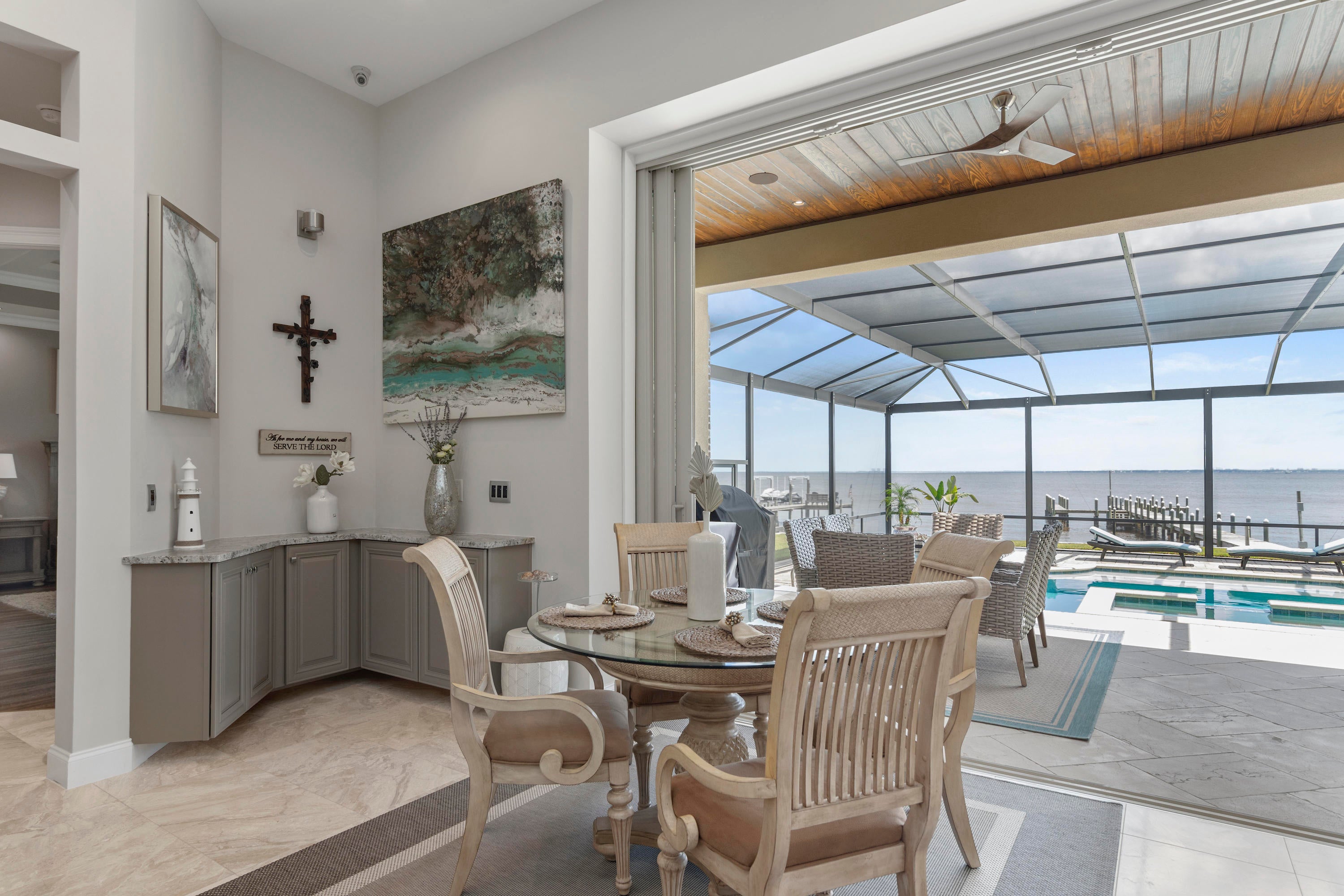 DANA & DOLPHIN POINT - Residential