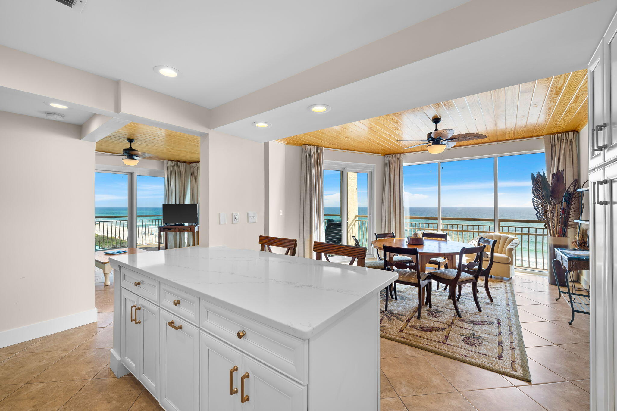 HIGH POINTE RESORT CONDO - Residential