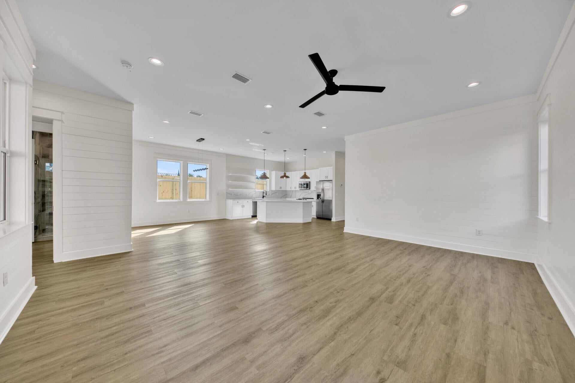 CRYSTAL BEACH - Residential