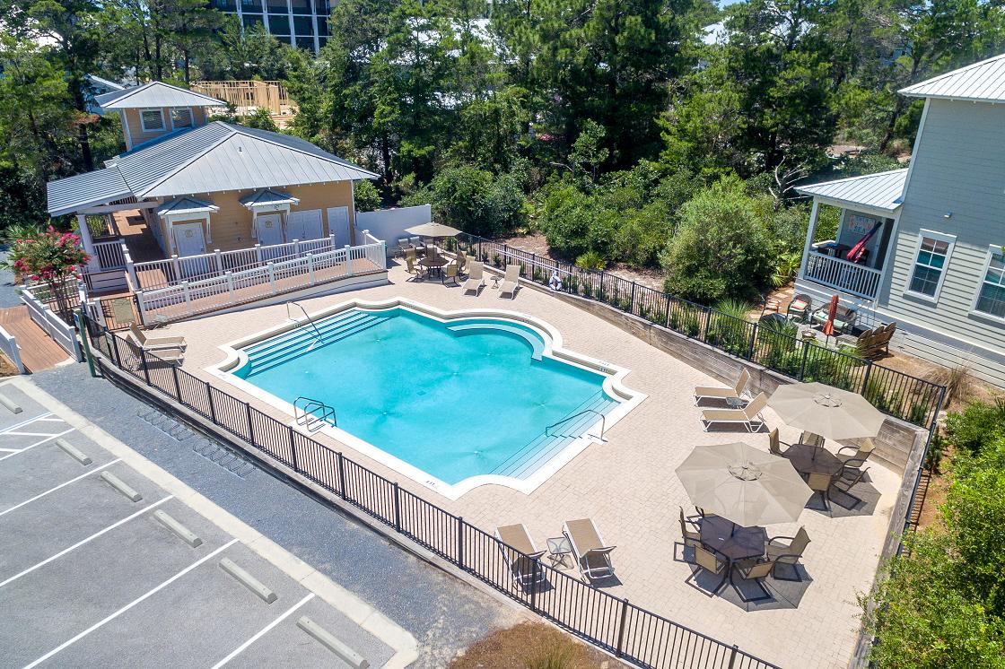 LAKESIDE AT BLUE MOUNTAIN BEACH - Residential