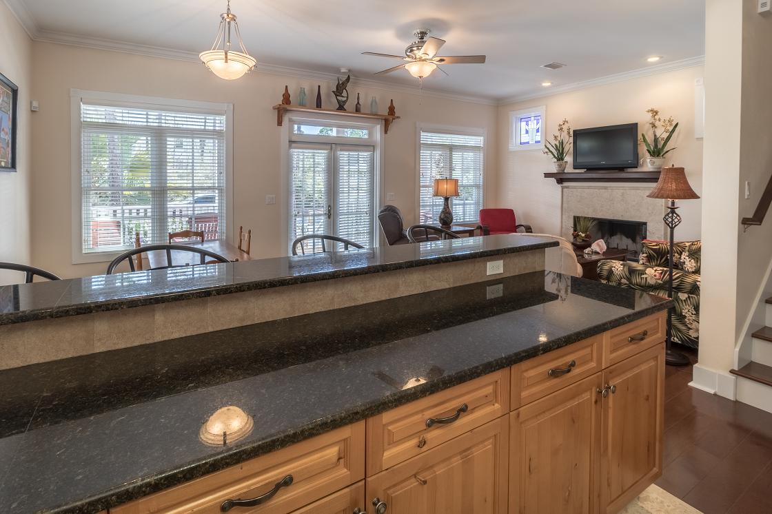 LAKESIDE AT BLUE MOUNTAIN BEACH - Residential