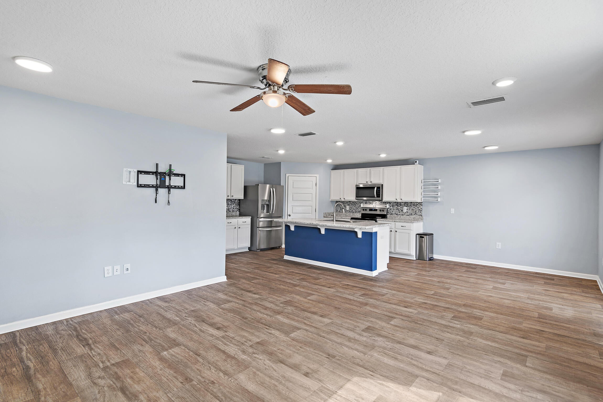 HAMMOCK BAY - MILL COTTAGES - Residential