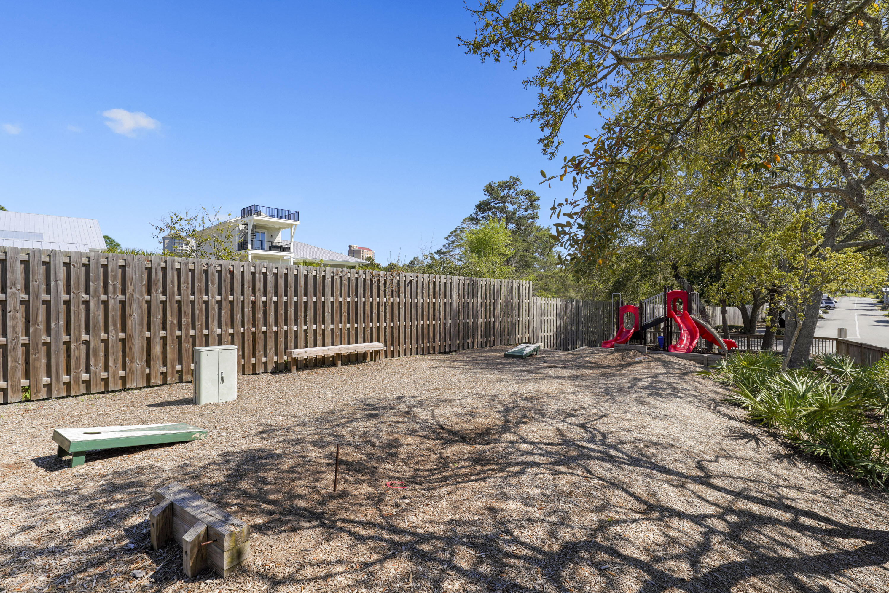 HIDDEN DUNES BEACH VILLAS - Residential