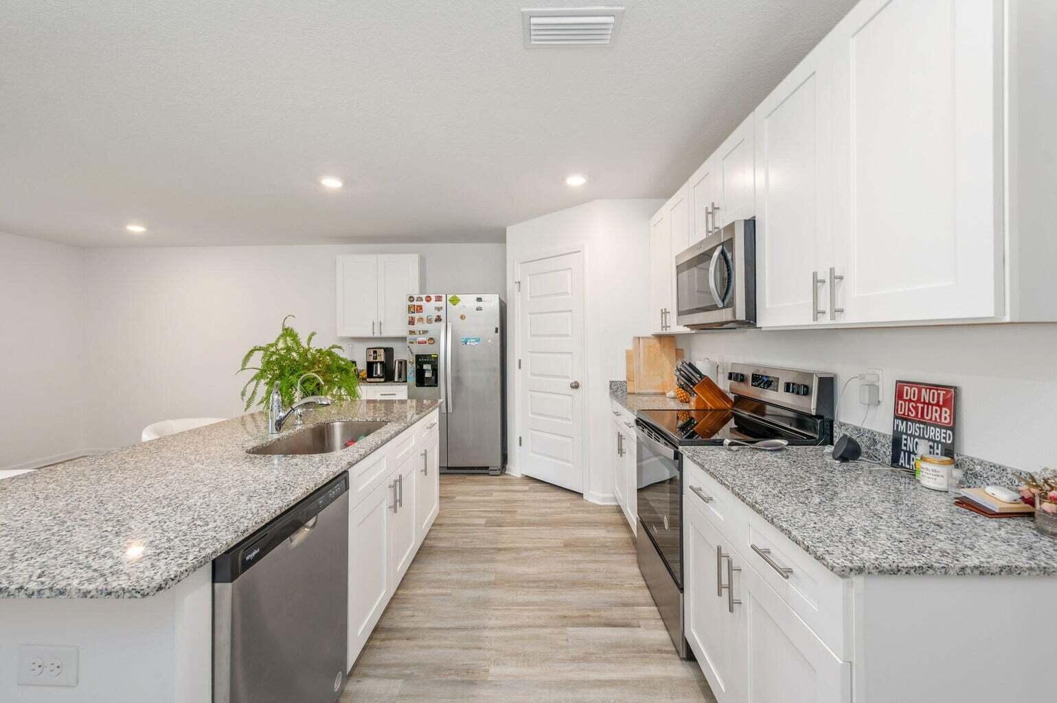 RIVERWALK PH I - Residential