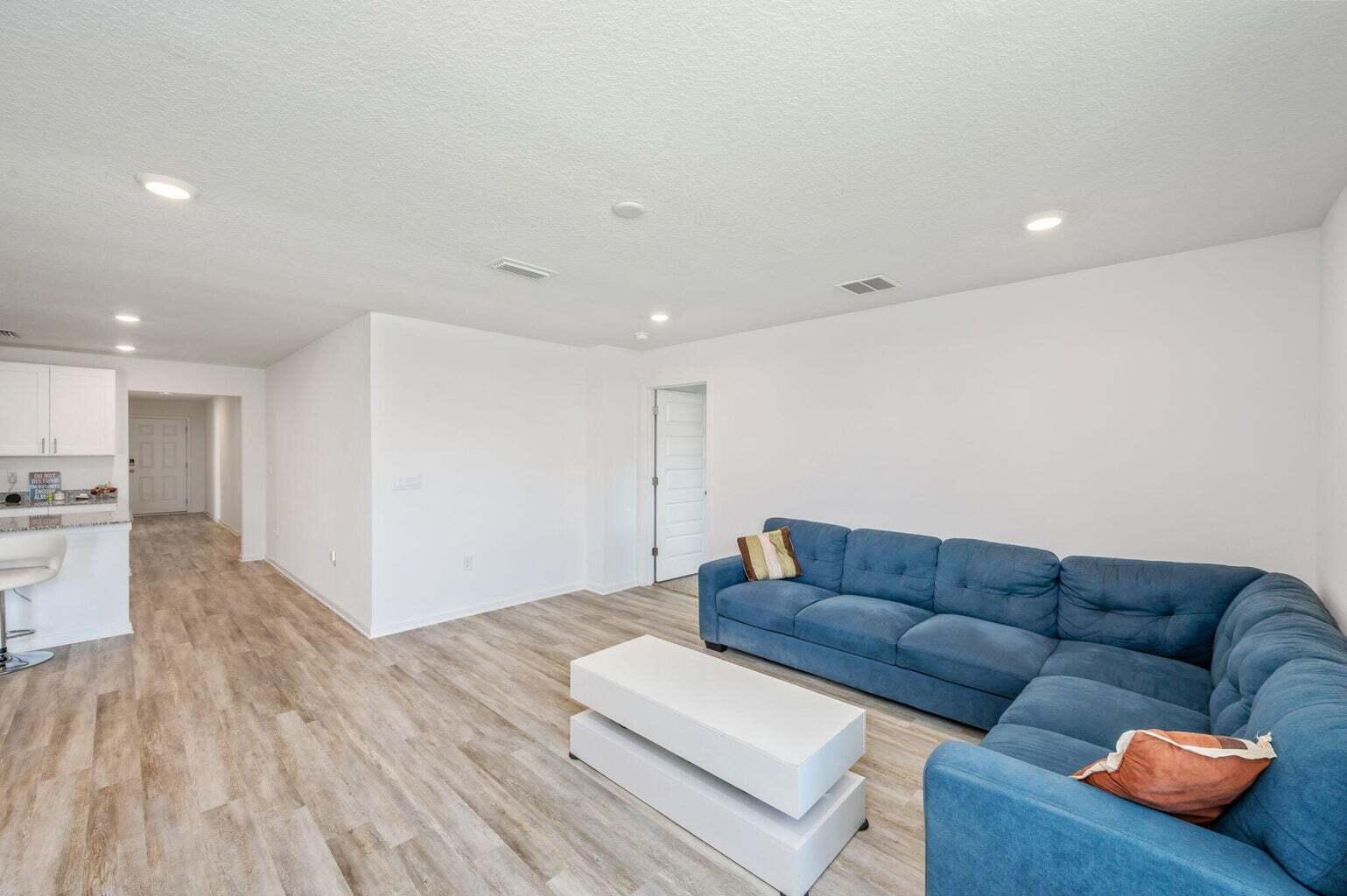 RIVERWALK PH I - Residential