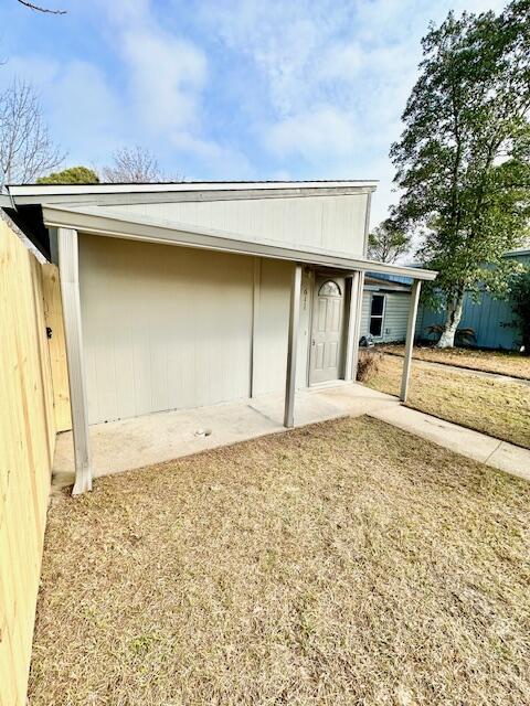 PINE MEADOWS 1ST ADDN - Residential Lease