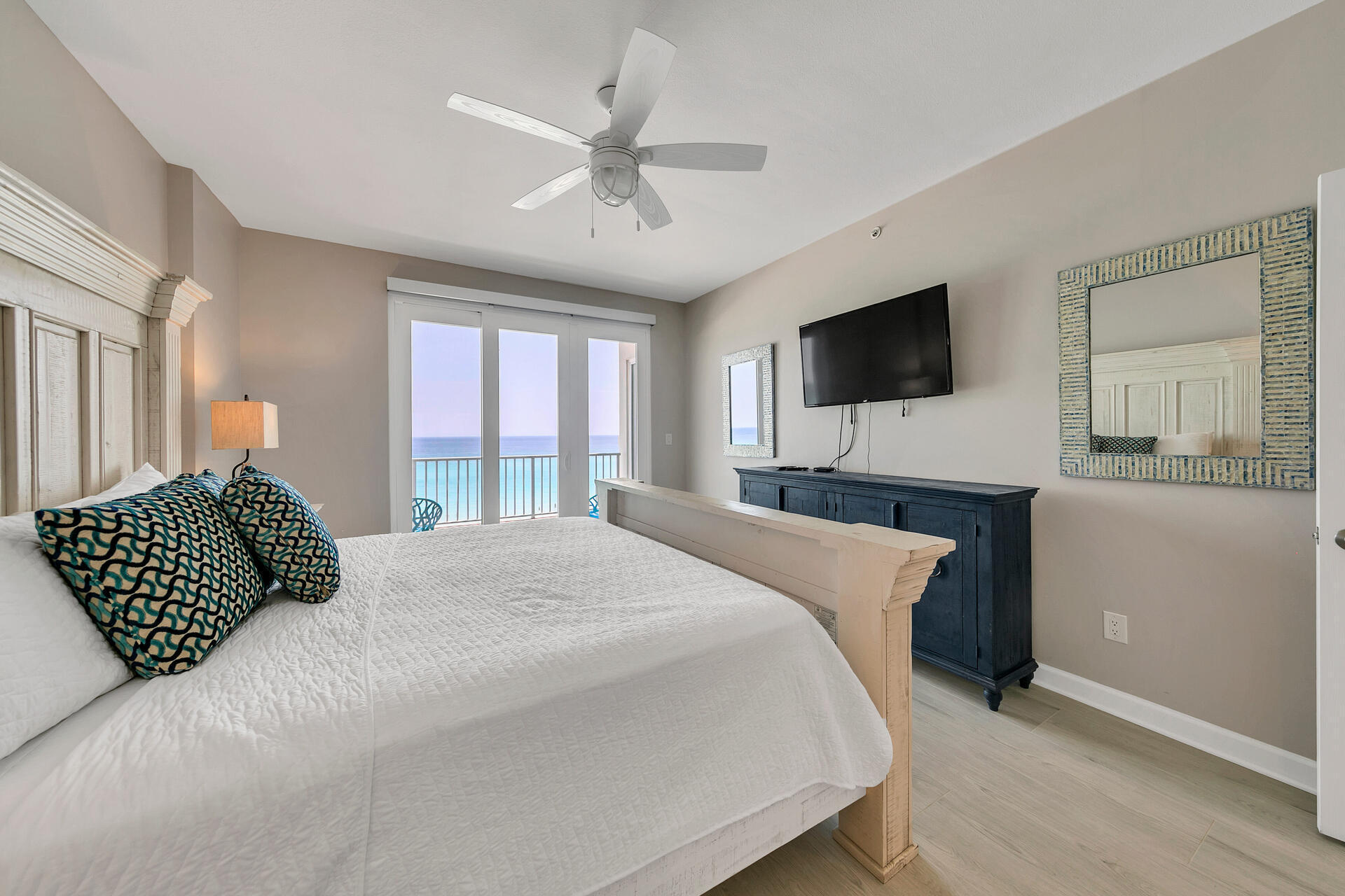 INN AT CRYSTAL BEACH (SUMMERCHASE CONDO) - Residential