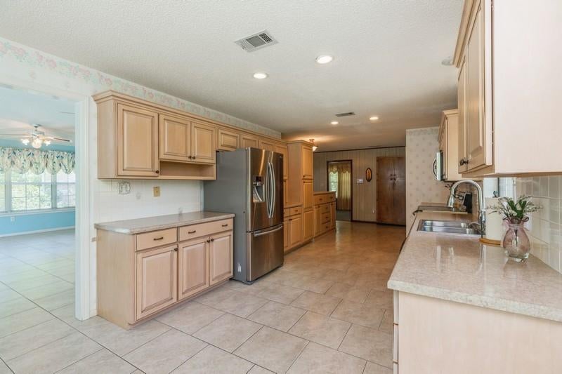 ADAMS POWELL EAST - Residential